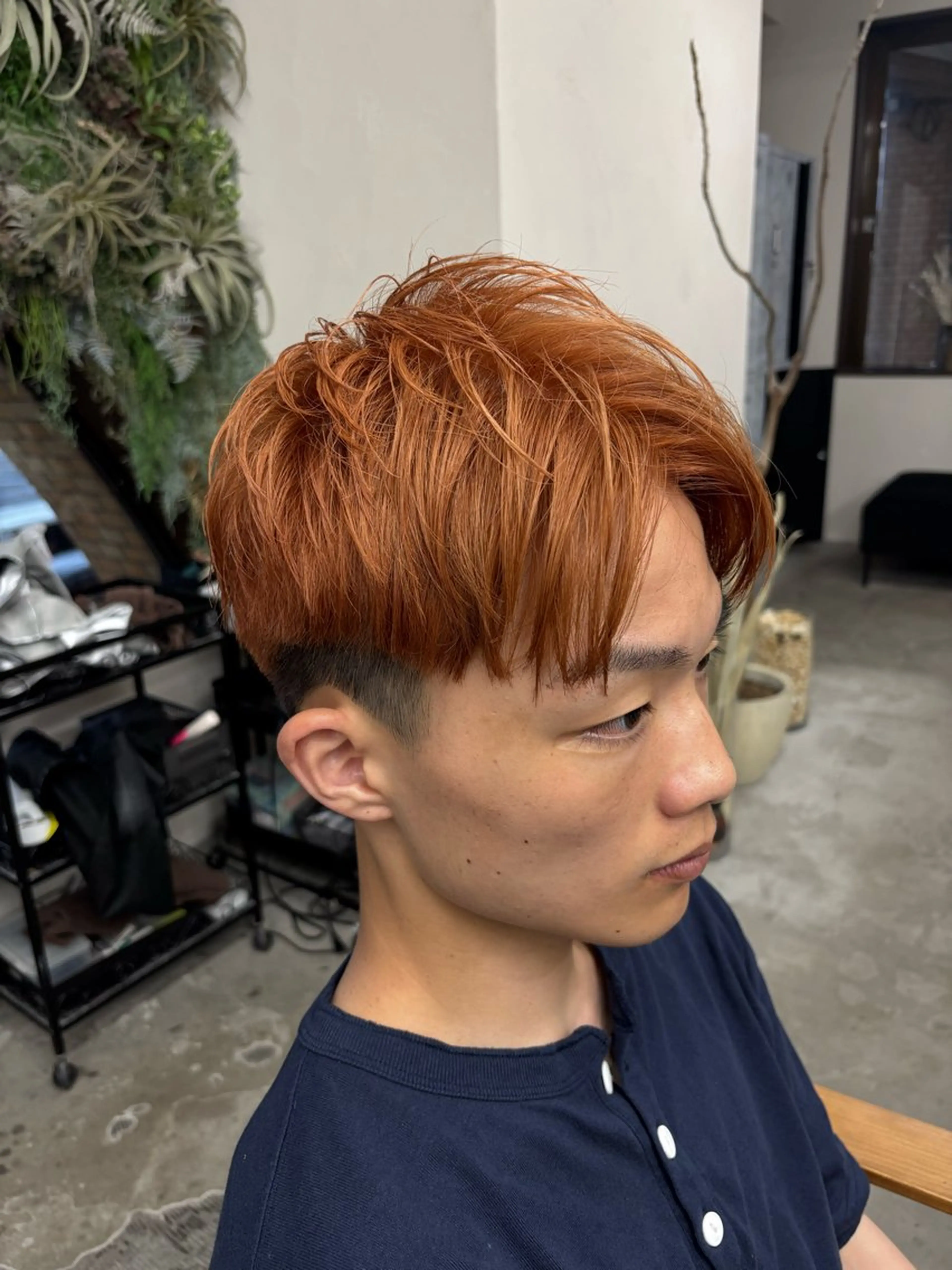 ショート カラー メンズ アップバング ベージュカラー オレンジ オレンジベージュ ヘアカラー Hair room nico...所属・nico麻生　長谷川 裕月のヘアスタイル