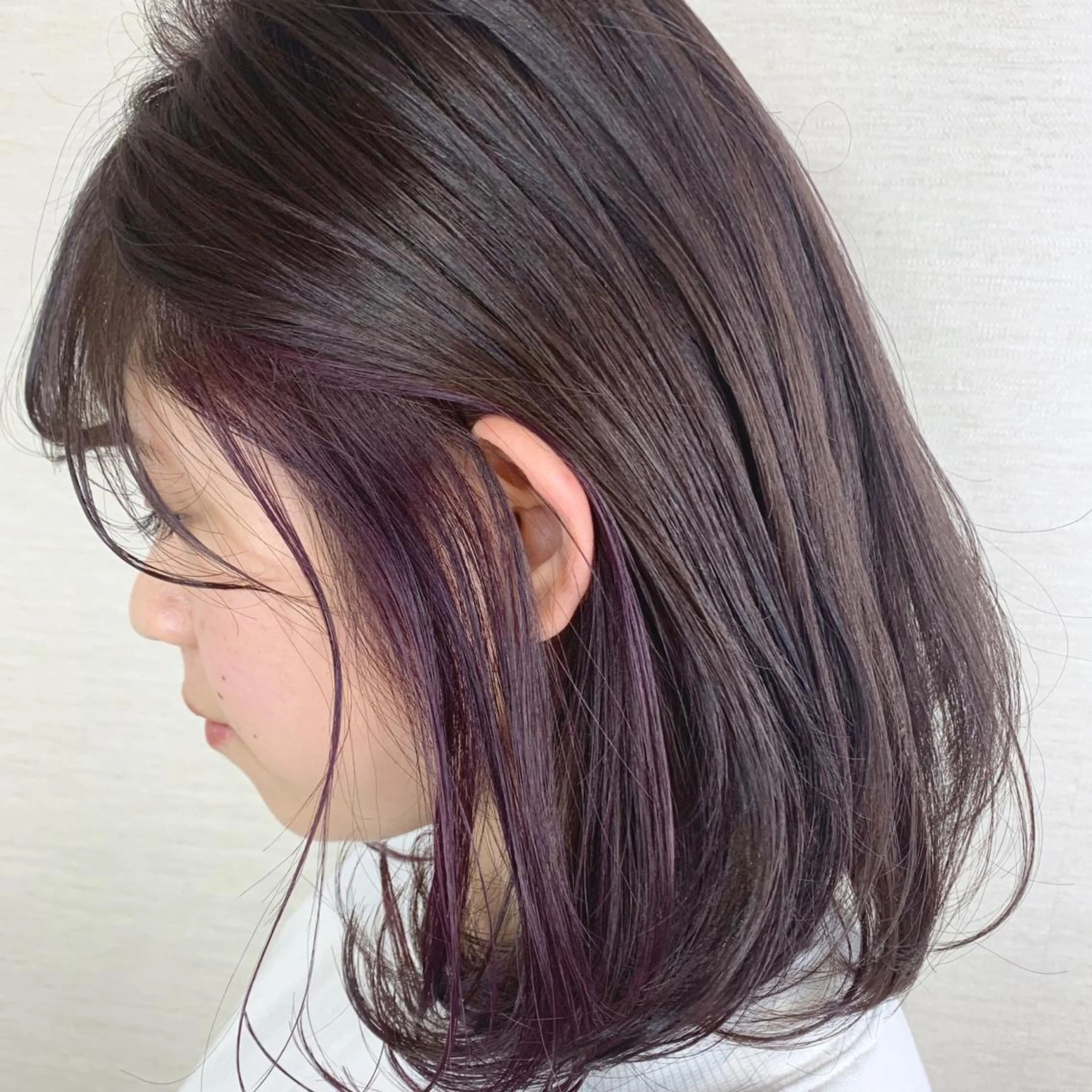 ミディアム ブリーチなしダブル/ レイヤーカット 小棹のヘアスタイル