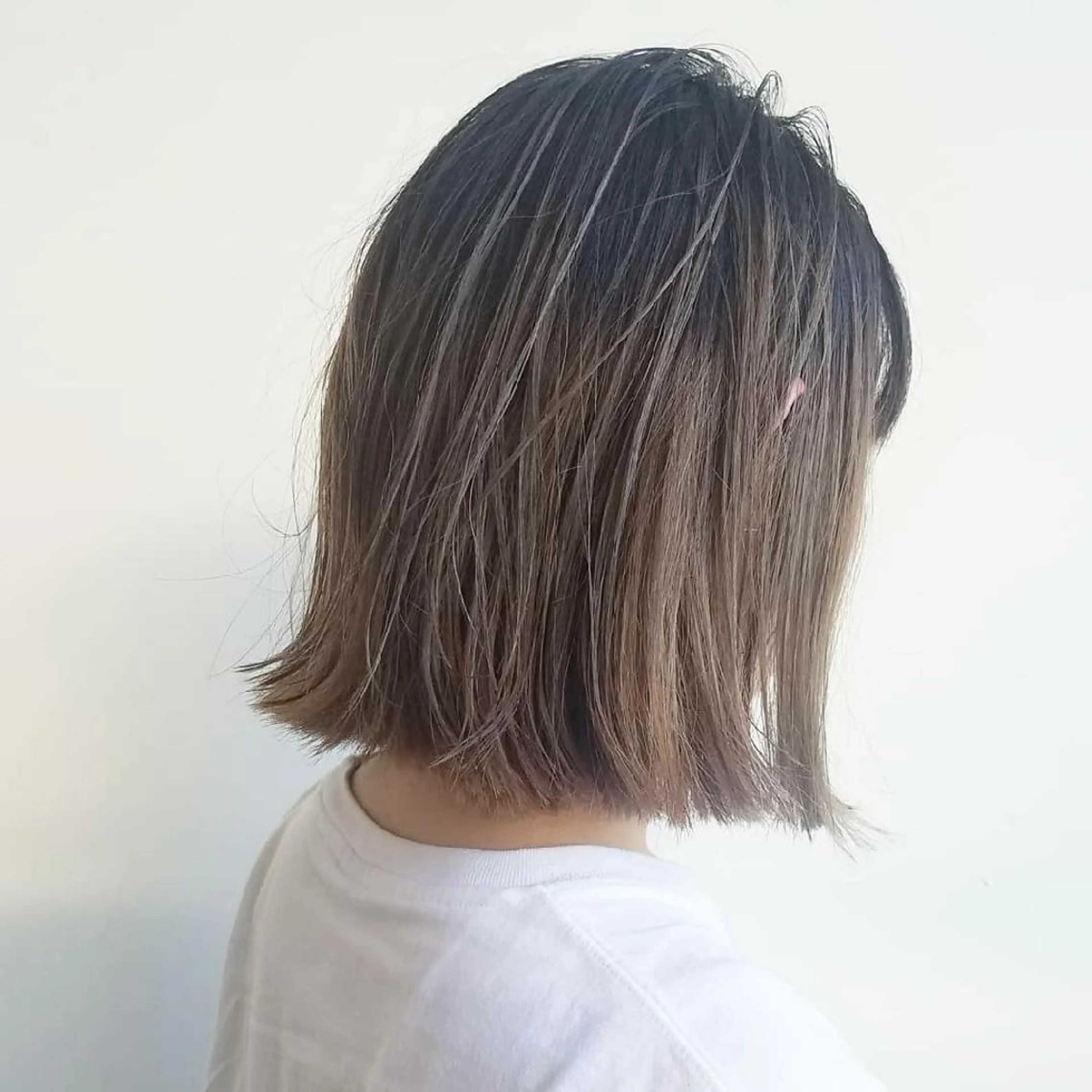 ミディアム パーマ カラー 透明感カラー iplus✴ まつげ、眉毛、耳つぼのマツエク・マツパデザイン