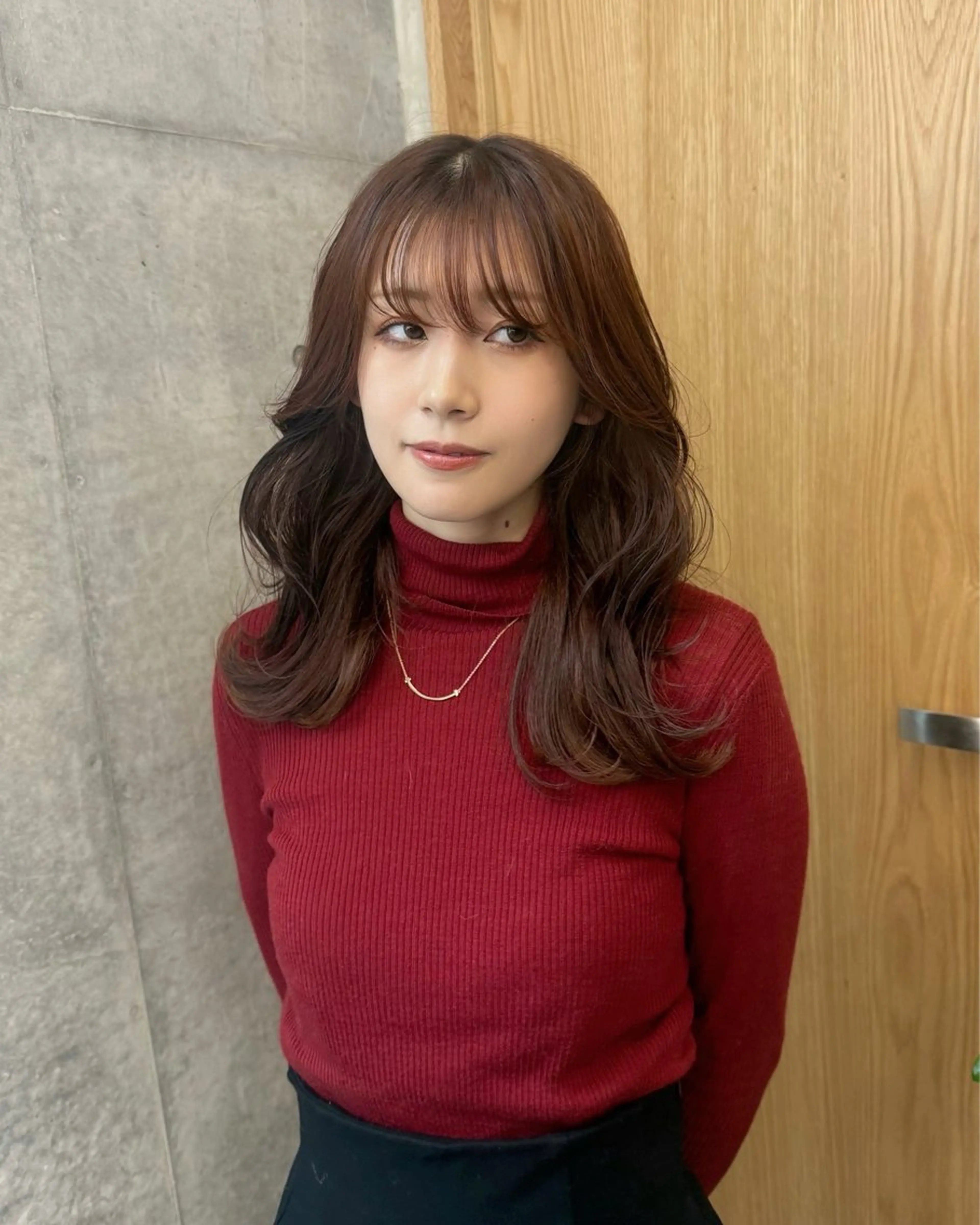 ロング カラー ロングレイヤー アッシュ ベージュカラー ブリーチ 透明感カラー カット ヘアカラー トリートメント 誰よりも丁寧なカット 🍀小林輝のヘアスタイル