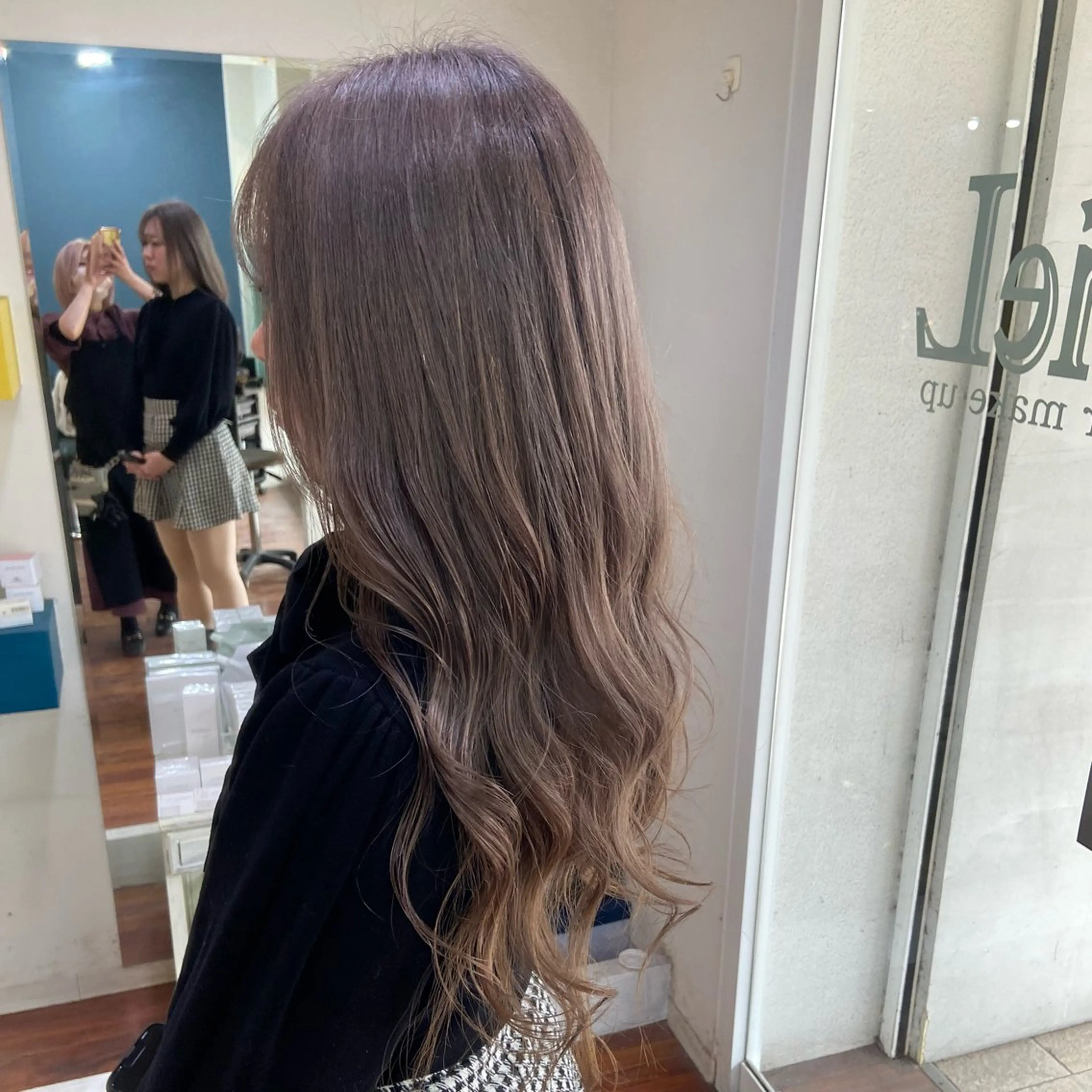 ロング カラー 髪質改善/ストレート /透明感/西川奈穂のヘアスタイル