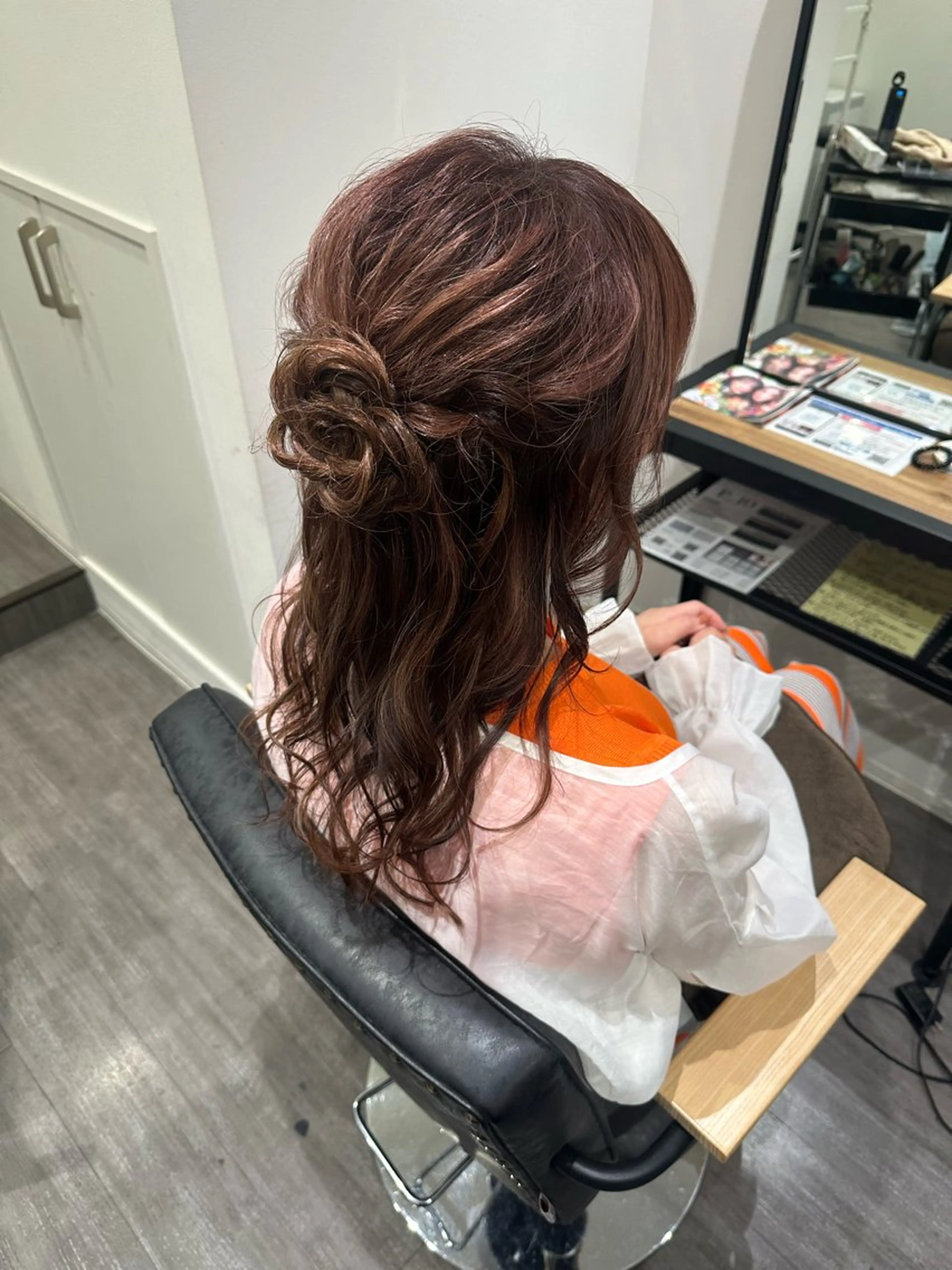 セミロング ヘアアレンジ ハーフアップ 艶髪レイヤー上田 紗也🇰🇷💗のヘアスタイル