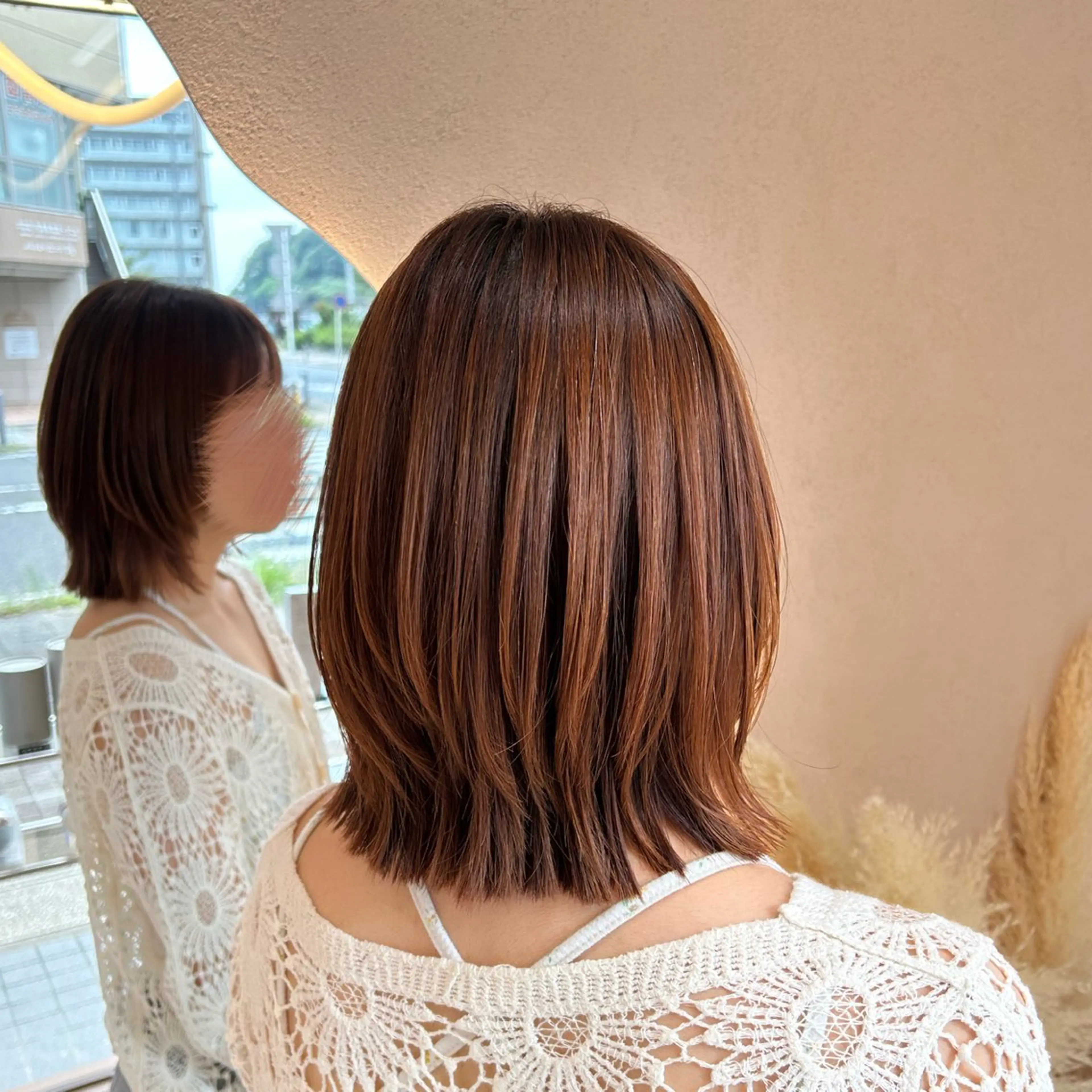 ミディアム レイヤー/艶髪カラー 🌷油科あい🌷のヘアスタイル