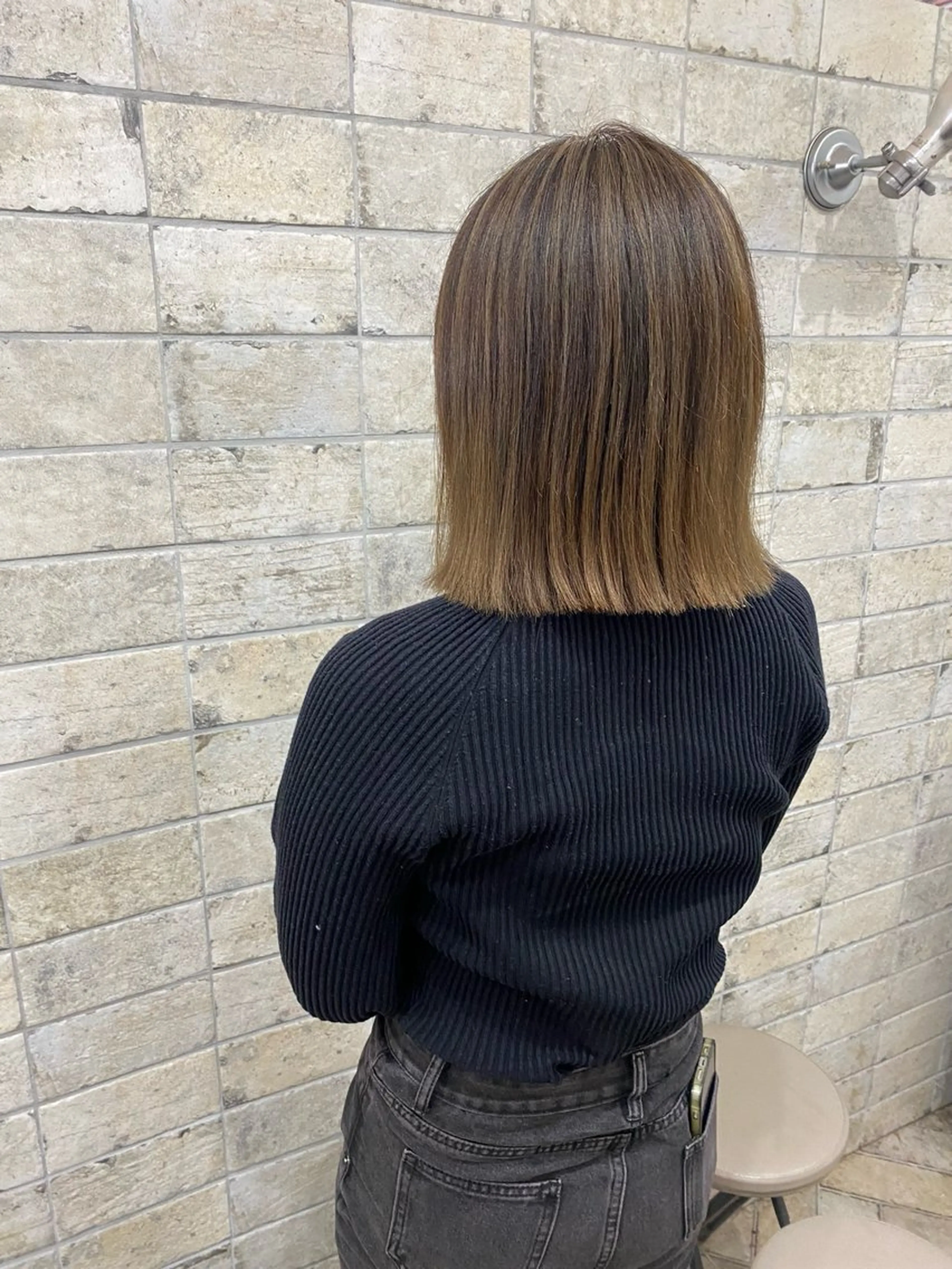 ミディアム カラー ミディアムパーマ バレイヤージュ ブリーチ ケアブリーチ ダブルカラー カット ヘアカラー トリートメント 店長 奈須 雄紀のヘアスタイル