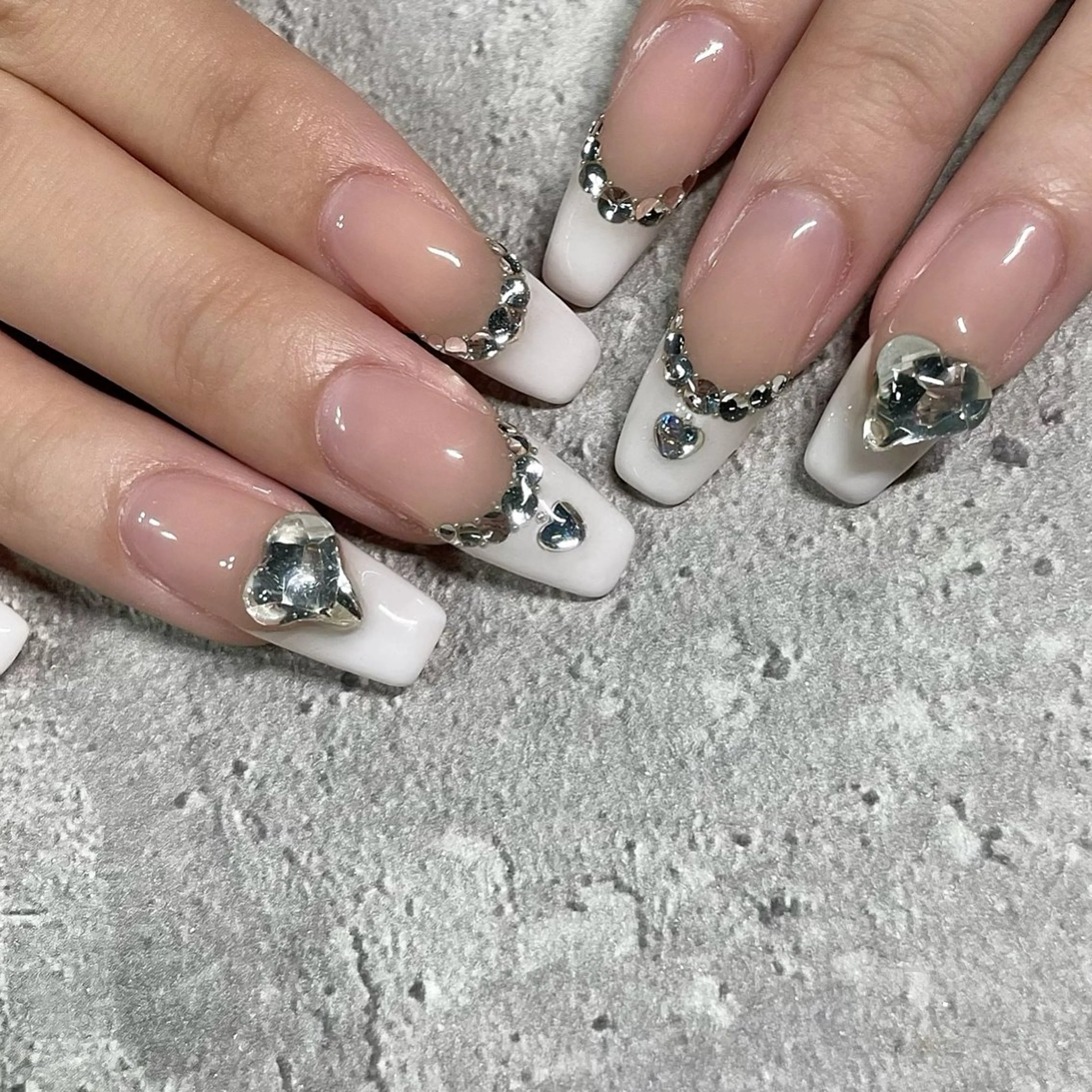 ネイル ジェルネイル 東 千夏のネイルデザイン