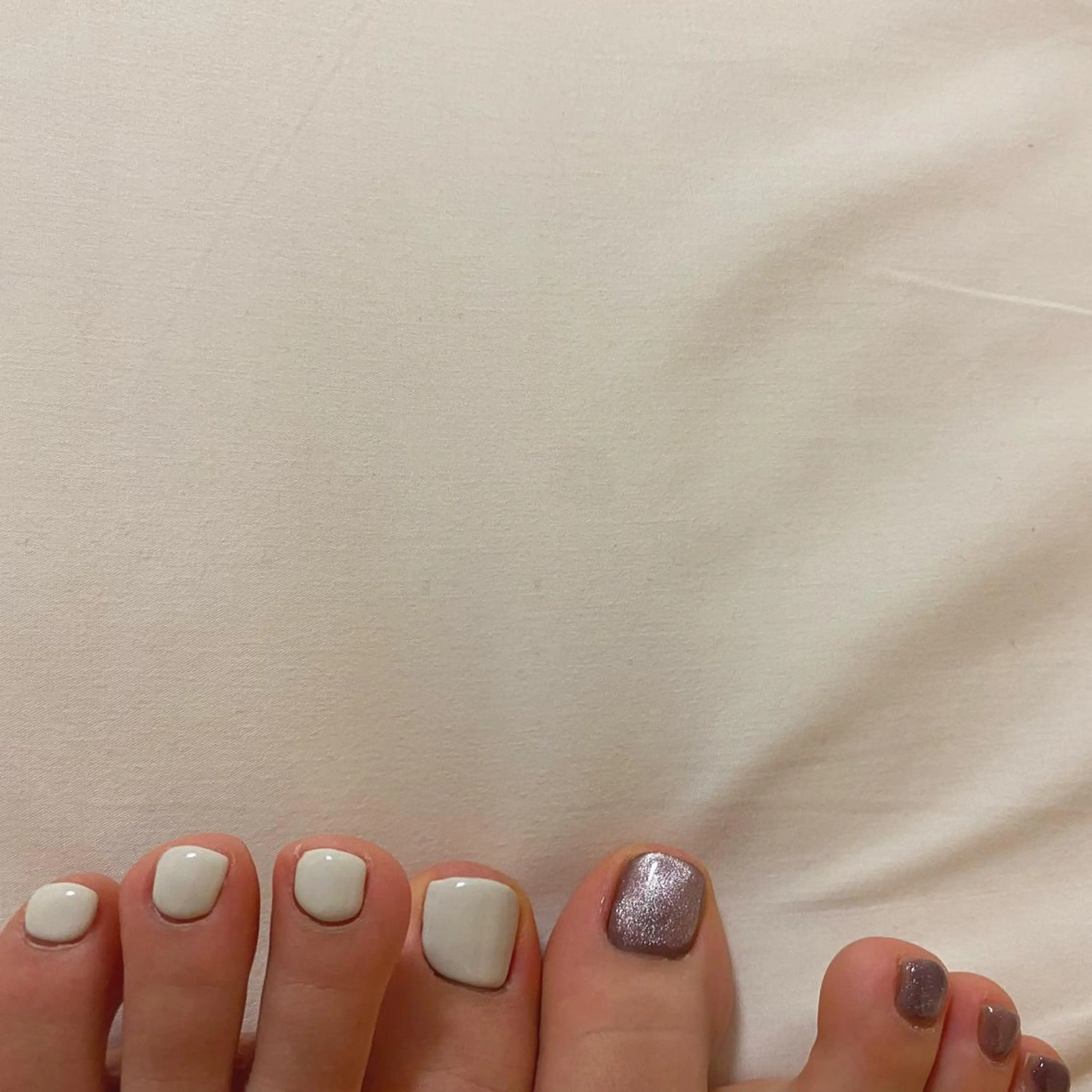 ネイル フットネイル noir（ﾉｱｰﾙ） 豊田・岡崎￤airiのネイルデザイン