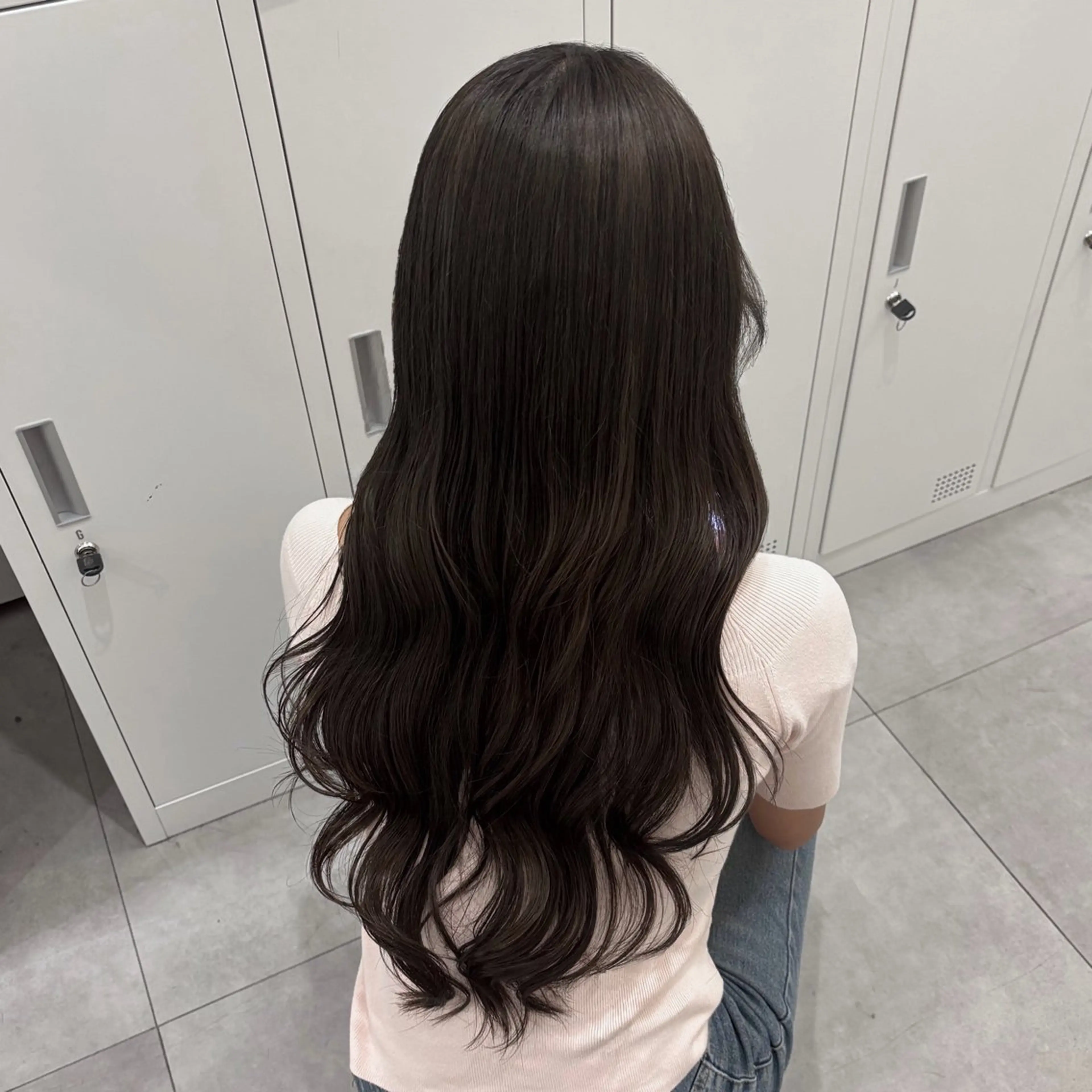 ロング カラー ヘアカラー トリートメント グレージュ🐰透明感 カラー🫧akihoのヘアスタイル