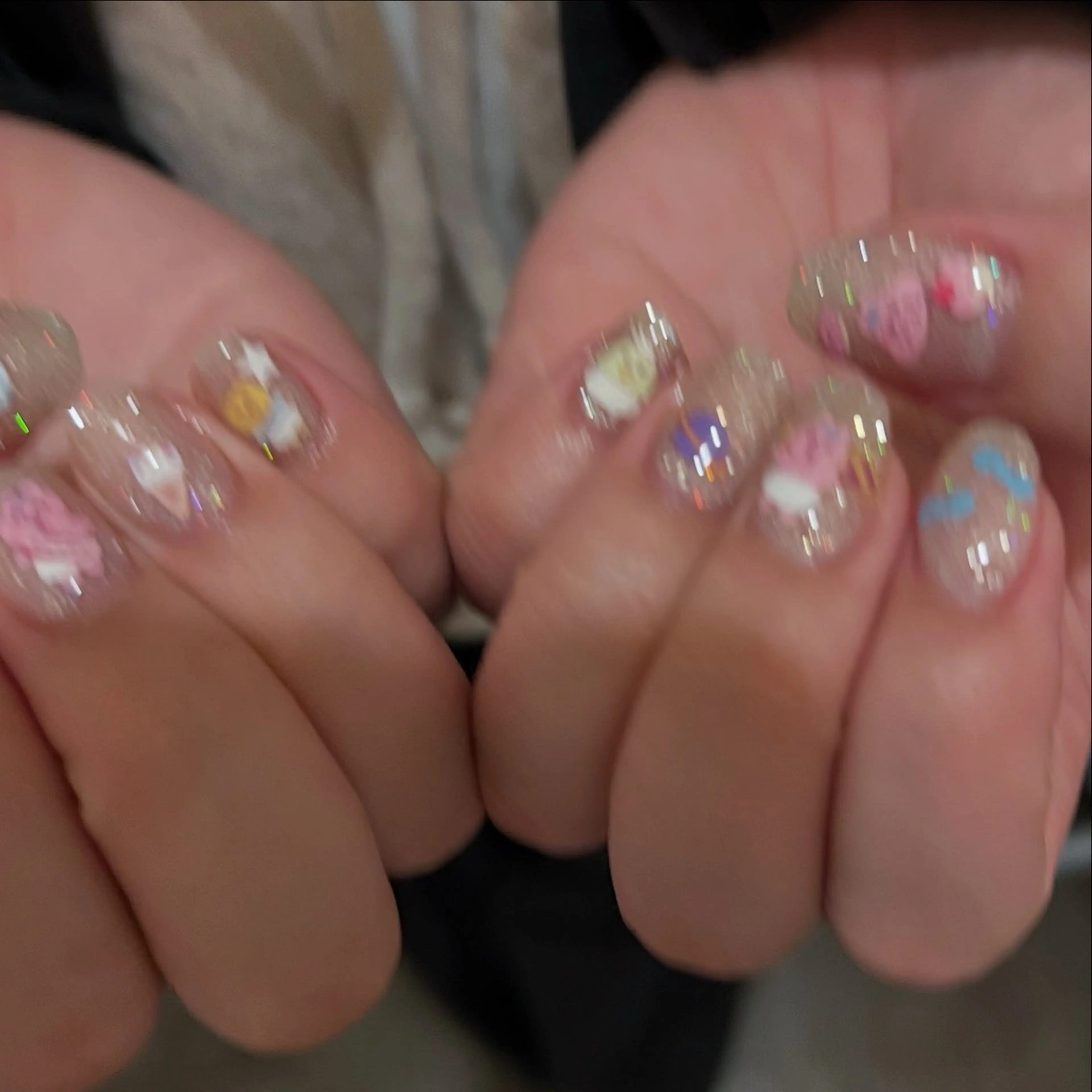 ネイル キラキラネイル urun eriのネイルデザイン