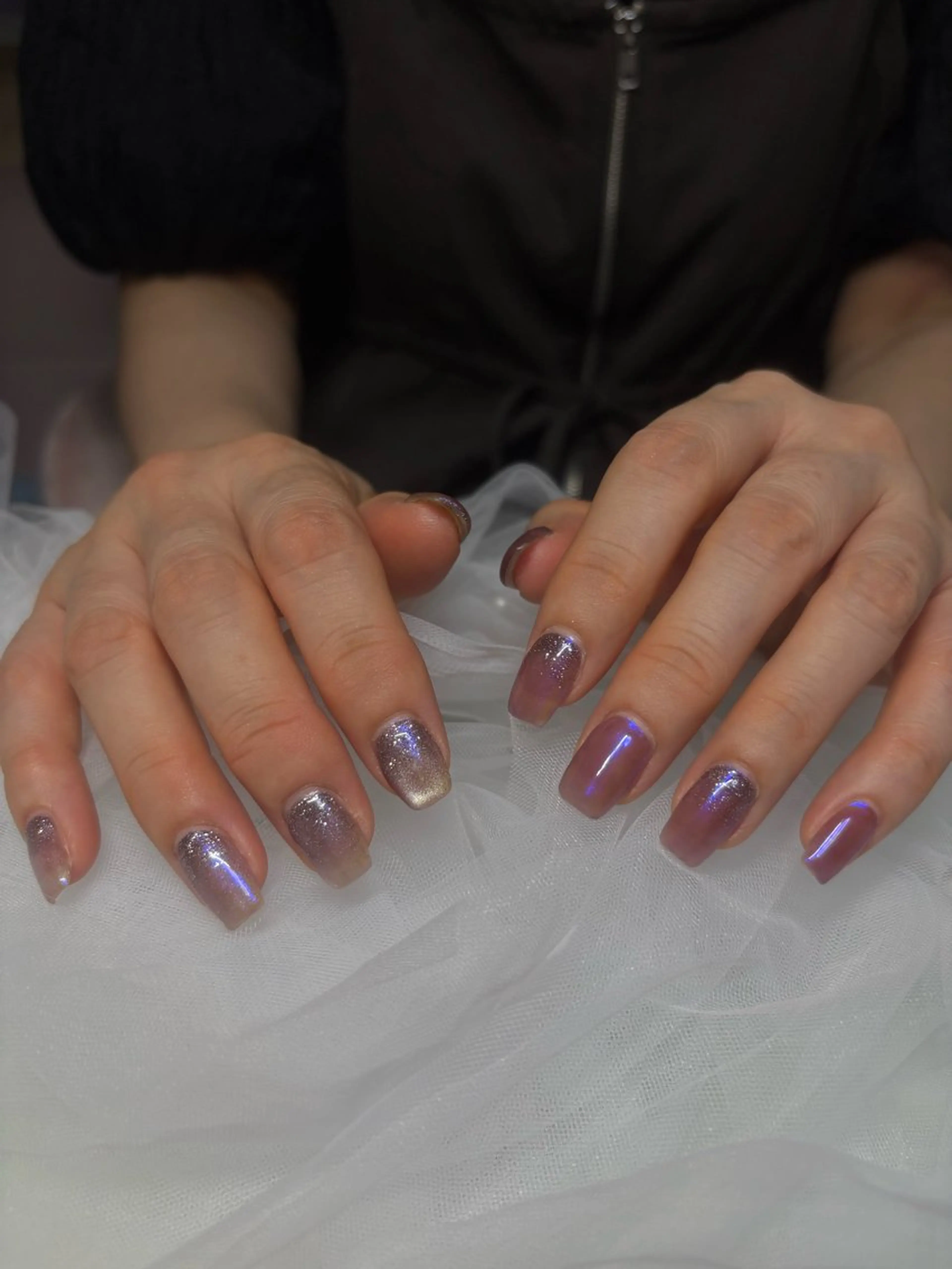 ネイル オーロラネイル フラッシュネイル キラキラネイル マグネットネイル ワンカラーネイル calme【カルム】所属・Himari .のネイルデザイン