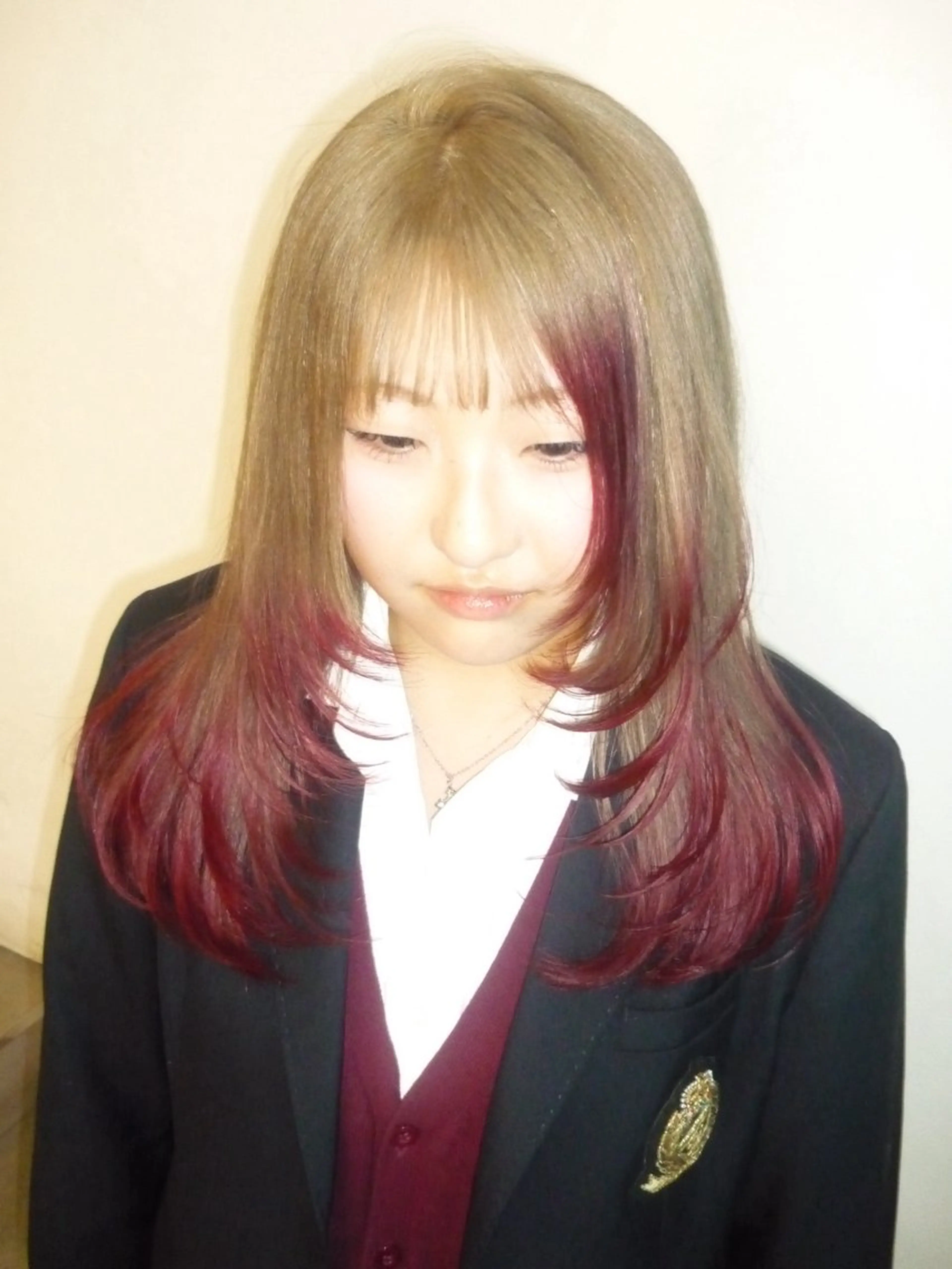 ロング カラー ヘアカラー 🌟暖色系ハイトーン 🌟AIのヘアスタイル