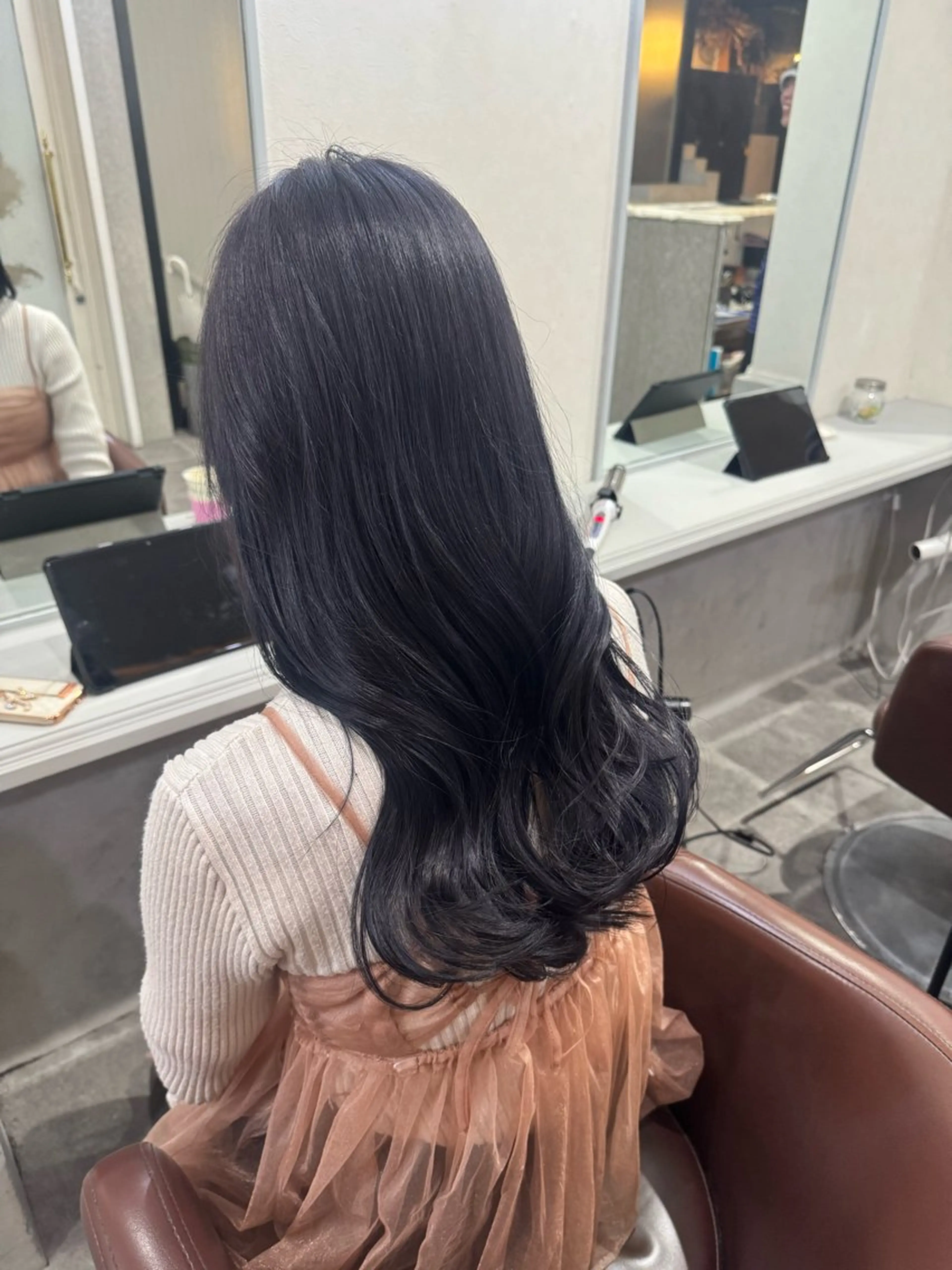 ロング 渡澤 ななみのヘアスタイル