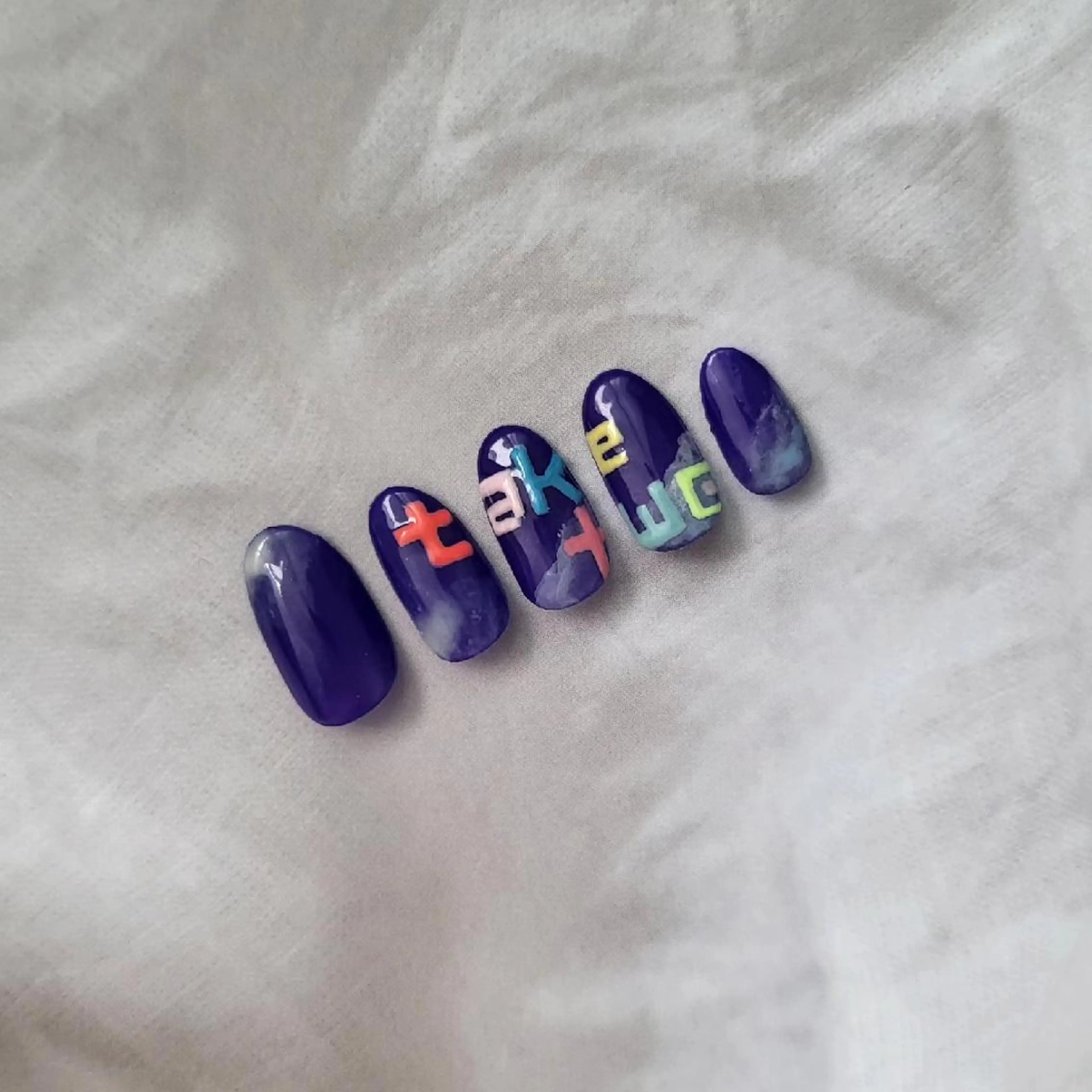 ネイル Nailsalon MagicShopのネイルデザイン