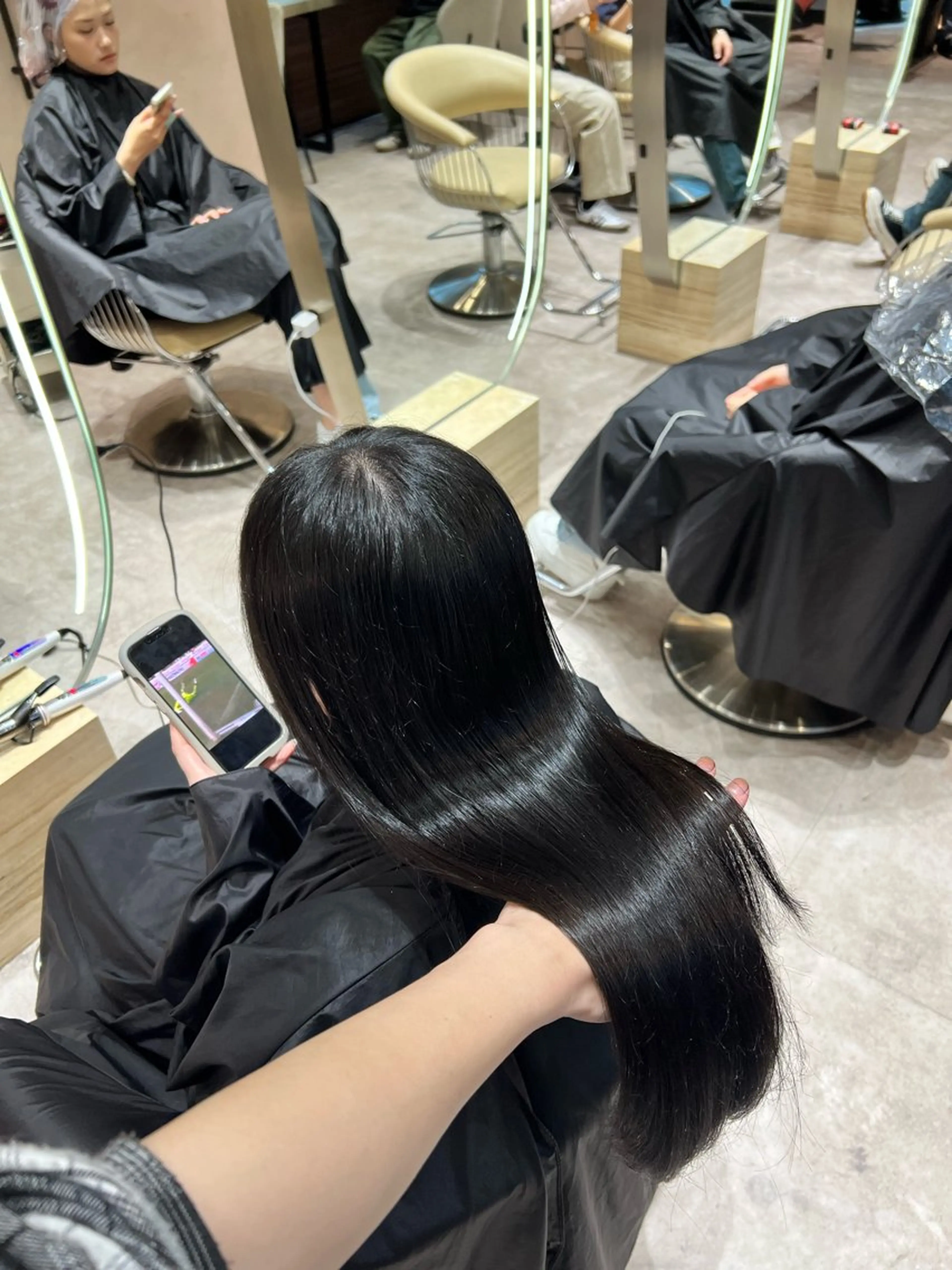 ミディアム カラー カット ヘアカラー 縮毛矯正 トリートメント ✨髪質改善 縮毛矯正 艶髪 立川 コウキ✨のヘアスタイル