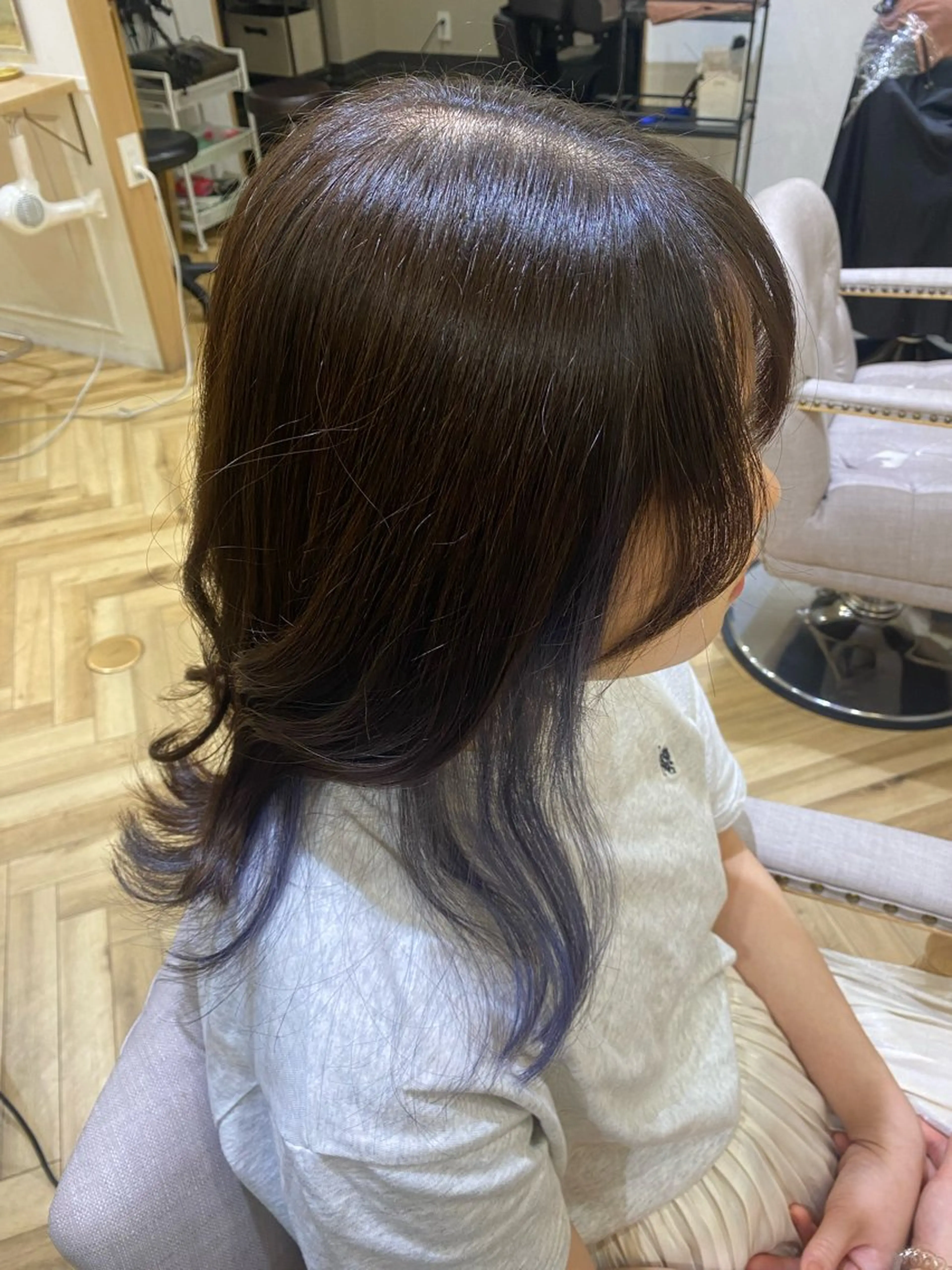 セミロング カラー インナーカラー 韓国ヘア・カラー 🩵SHIZUKUのヘアスタイル