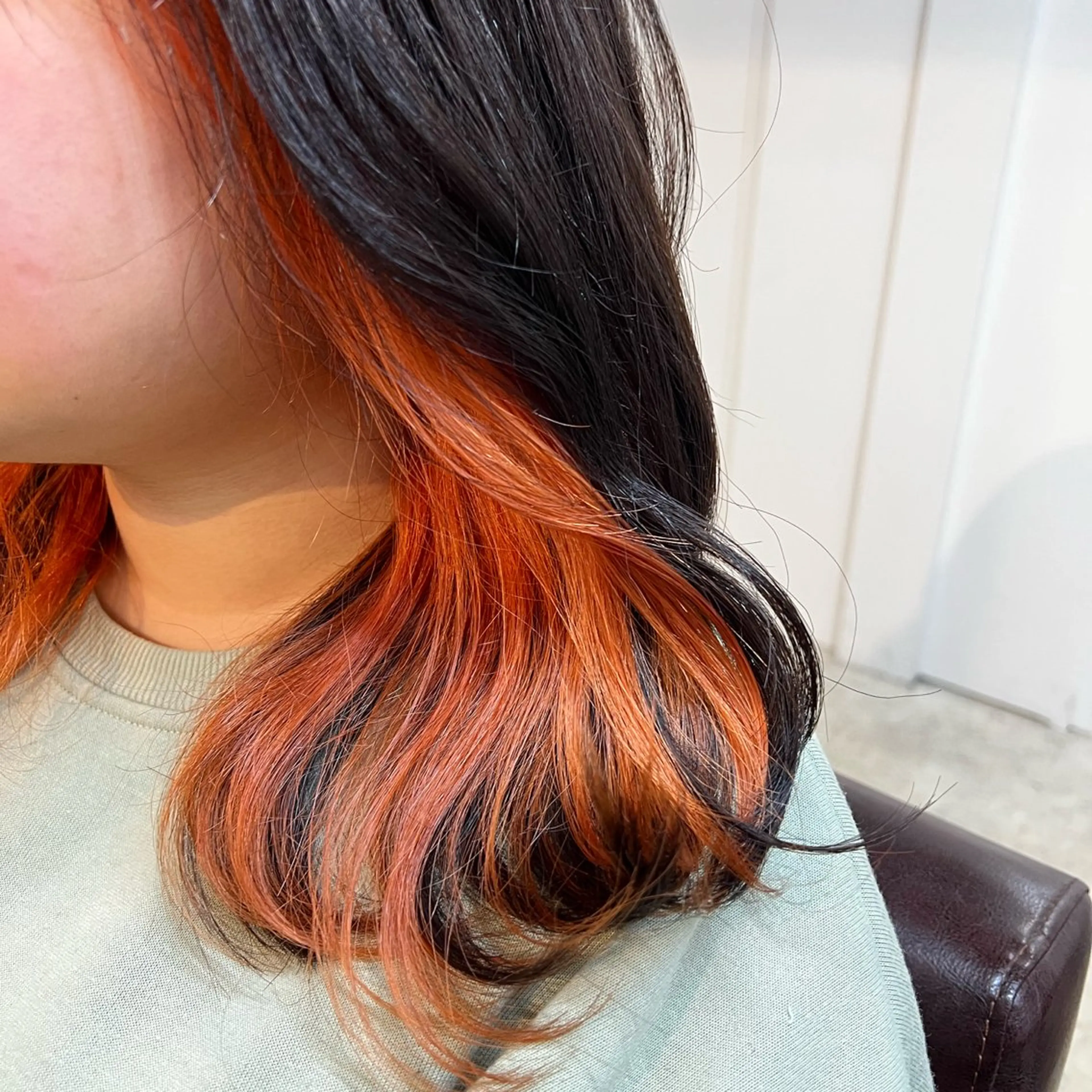 ロング カラー オレンジ ピンクカラー 🤍中野 レオ🤍のヘアスタイル