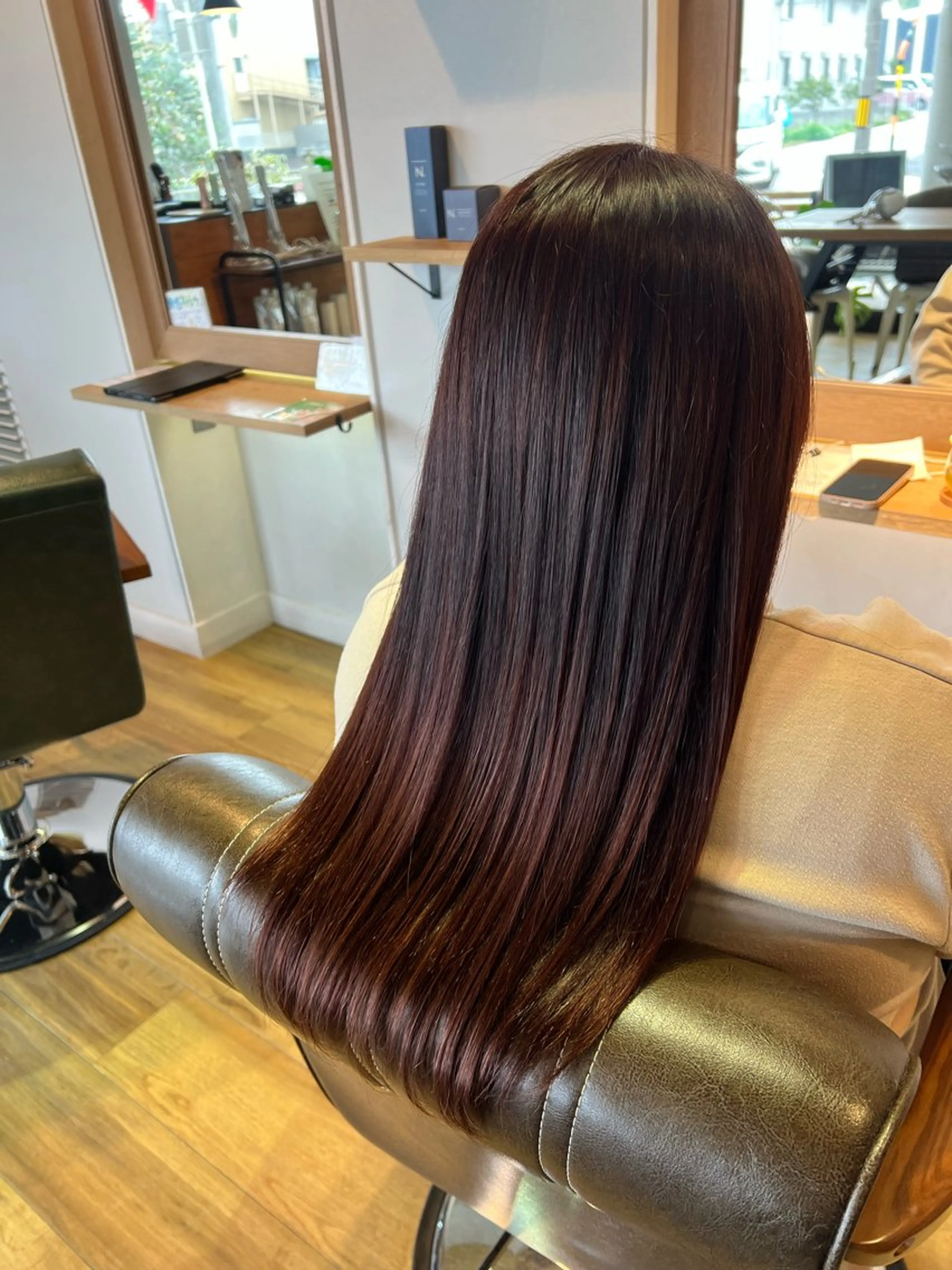 ロング カラー ピンクカラー ヘアカラー トリートメント ツキダテ ユイのヘアスタイル