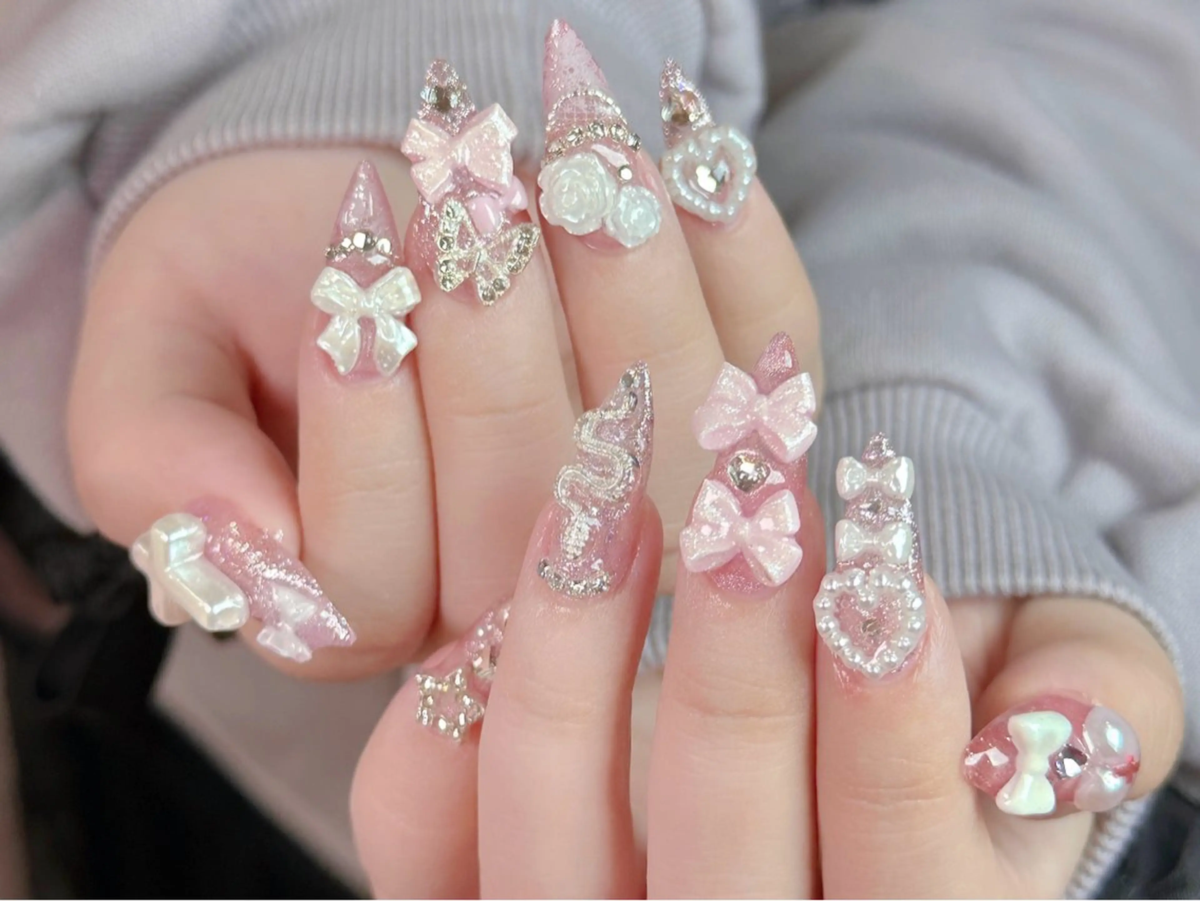 ネイル ハンドネイル Dark honey スカルプ専門原宿店のネイルデザイン