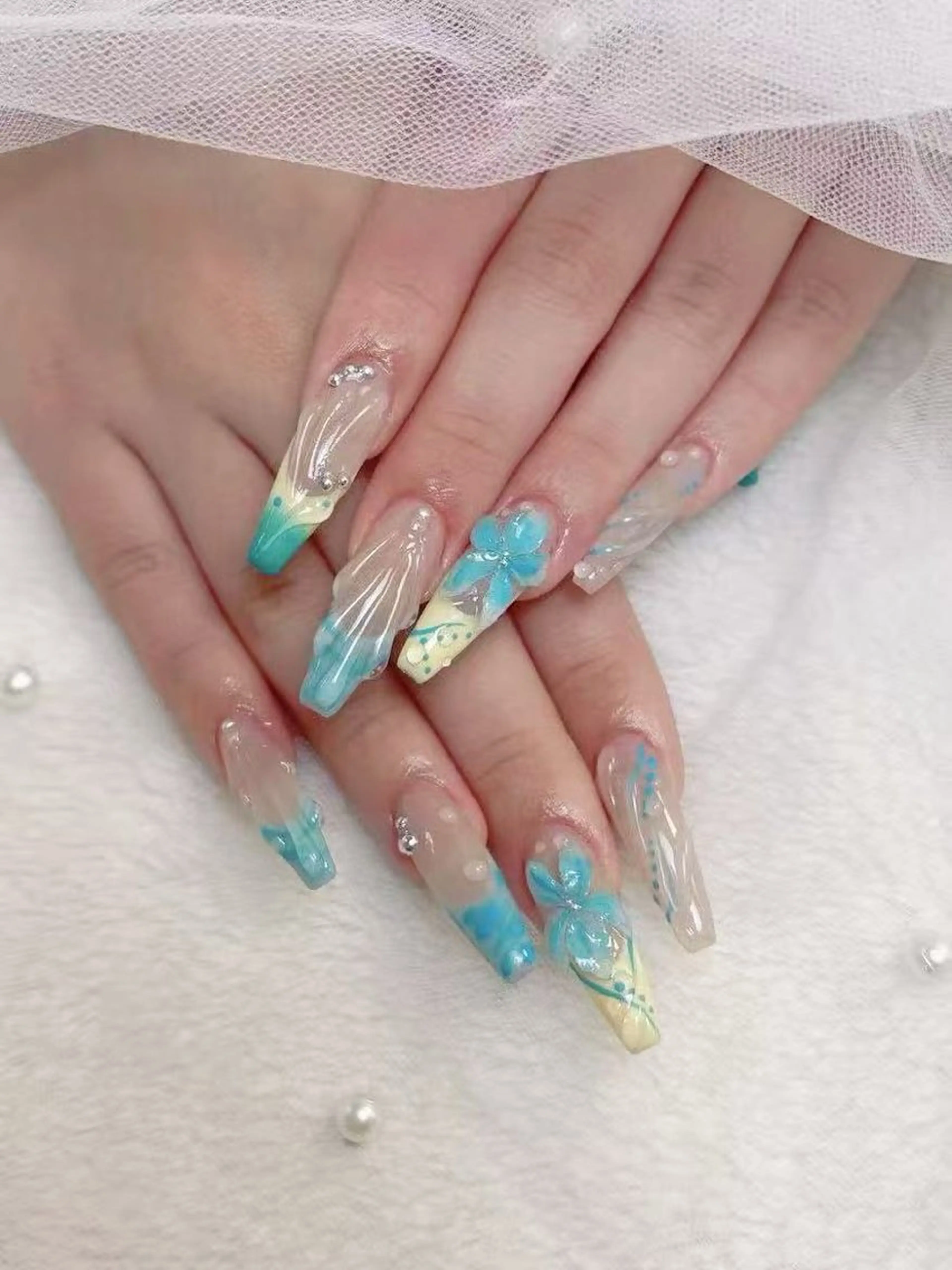 ネイル チョウ チョウのネイルデザイン