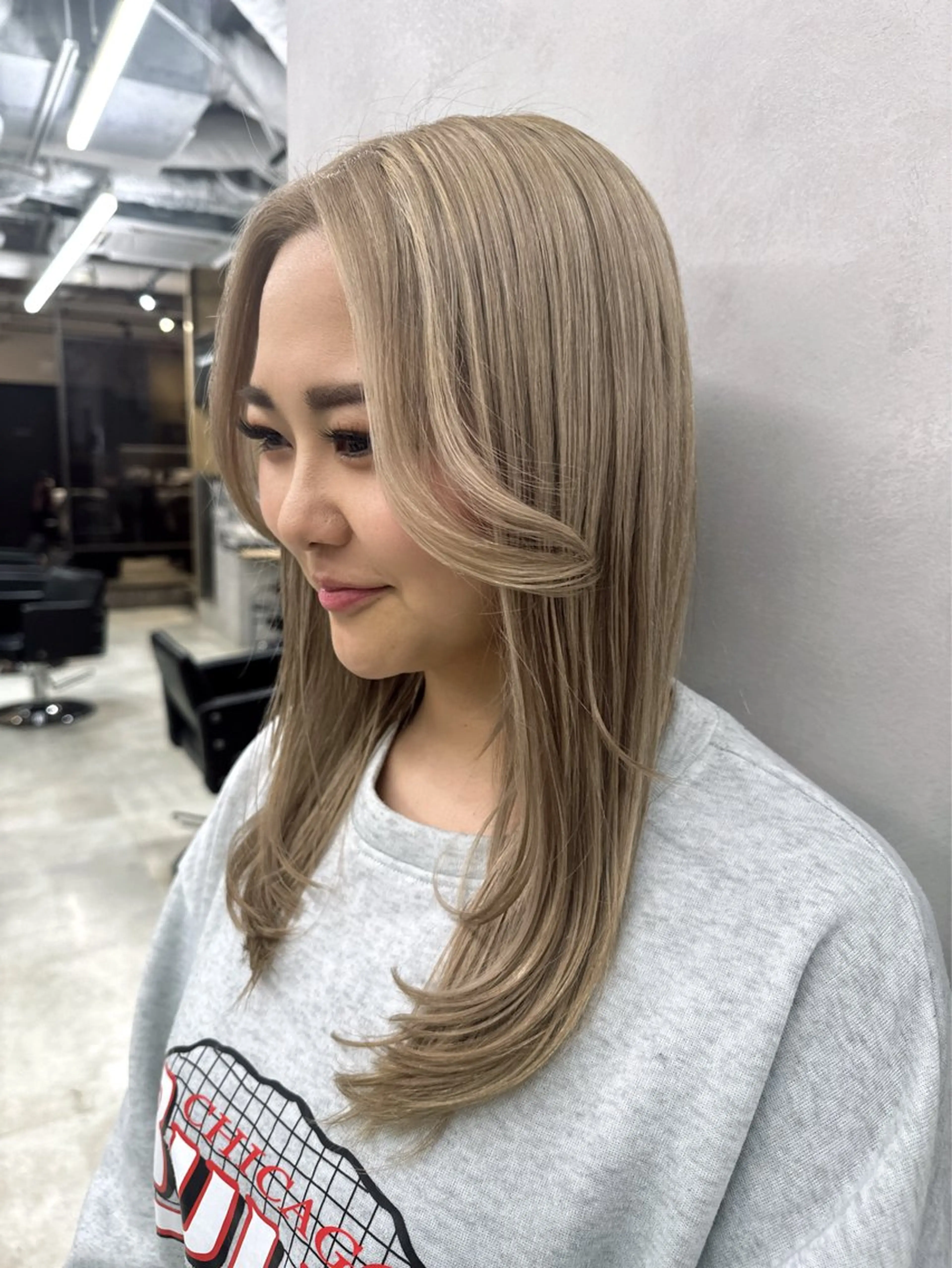 セミロング カラー 透明感カラー✨艶髪 制作🌱山根あゆみのヘアスタイル