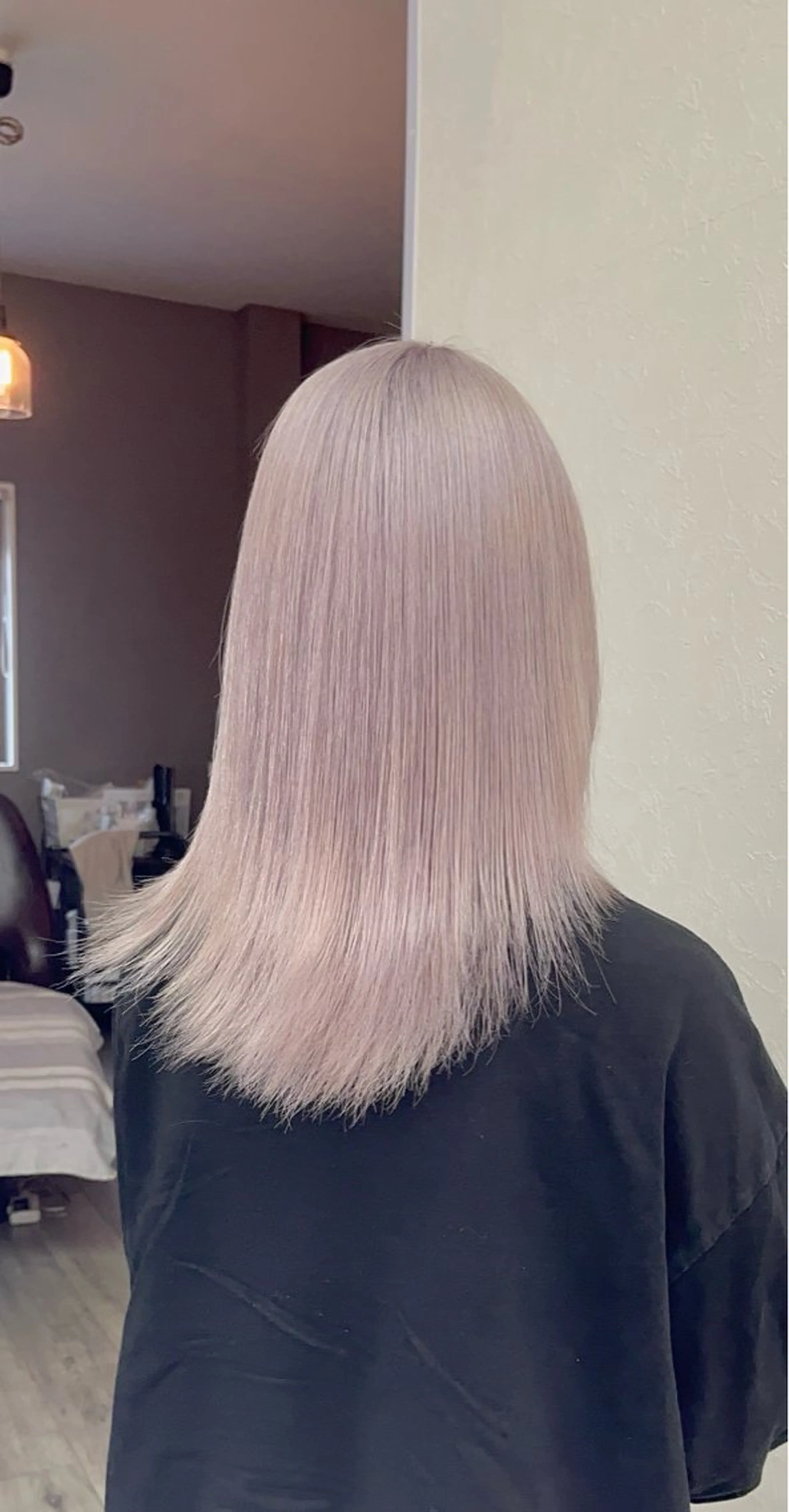 カラー ブリーチ ハイトーンカラー ピンクカラー Light所属・✨佐野ハイトーン/ 韓国ヘア💫上岡蓮のヘアスタイル