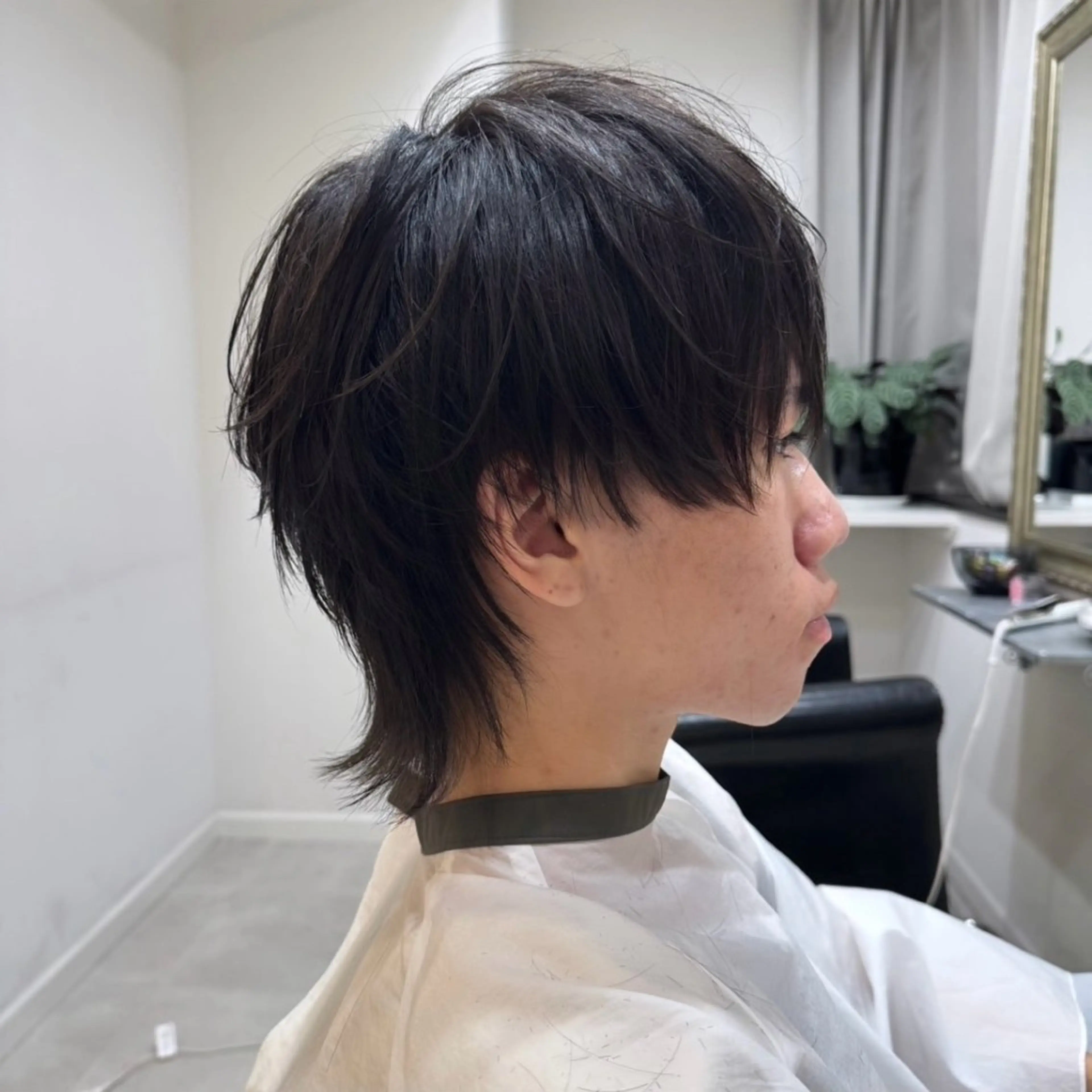 ミディアム ウルフカット カット ハイトーン/ウルフ/ レイヤー/Asukaのヘアスタイル