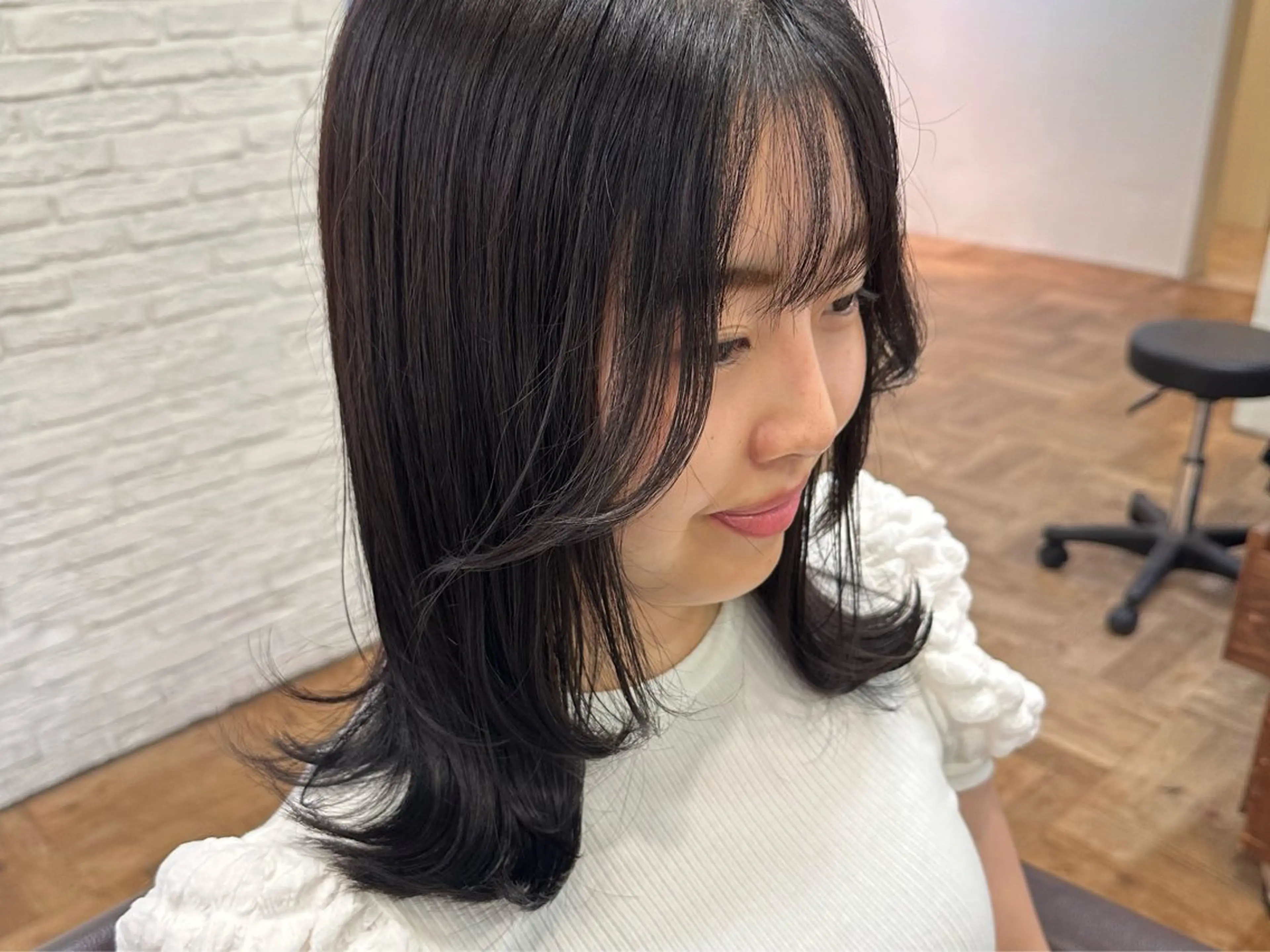 ミディアム 南草津/レイヤー/ ゴトウのヘアスタイル