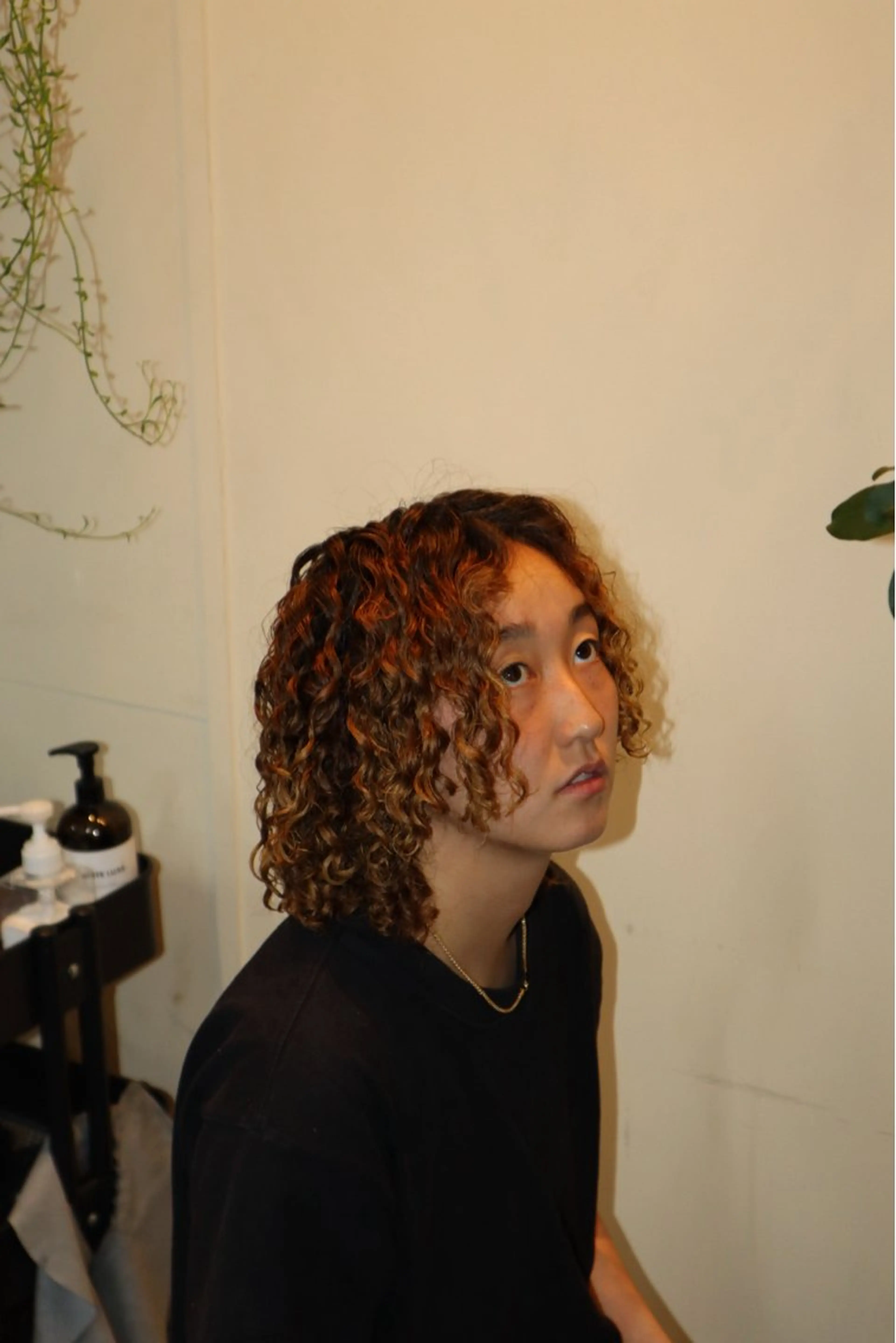 ミディアム パーマ メンズ ミディアムパーマ メンズパーマ スパイラルパーマ 2Hbarbershop新宿理容室所属・【無料カット】森 拓斗のヘアスタイル