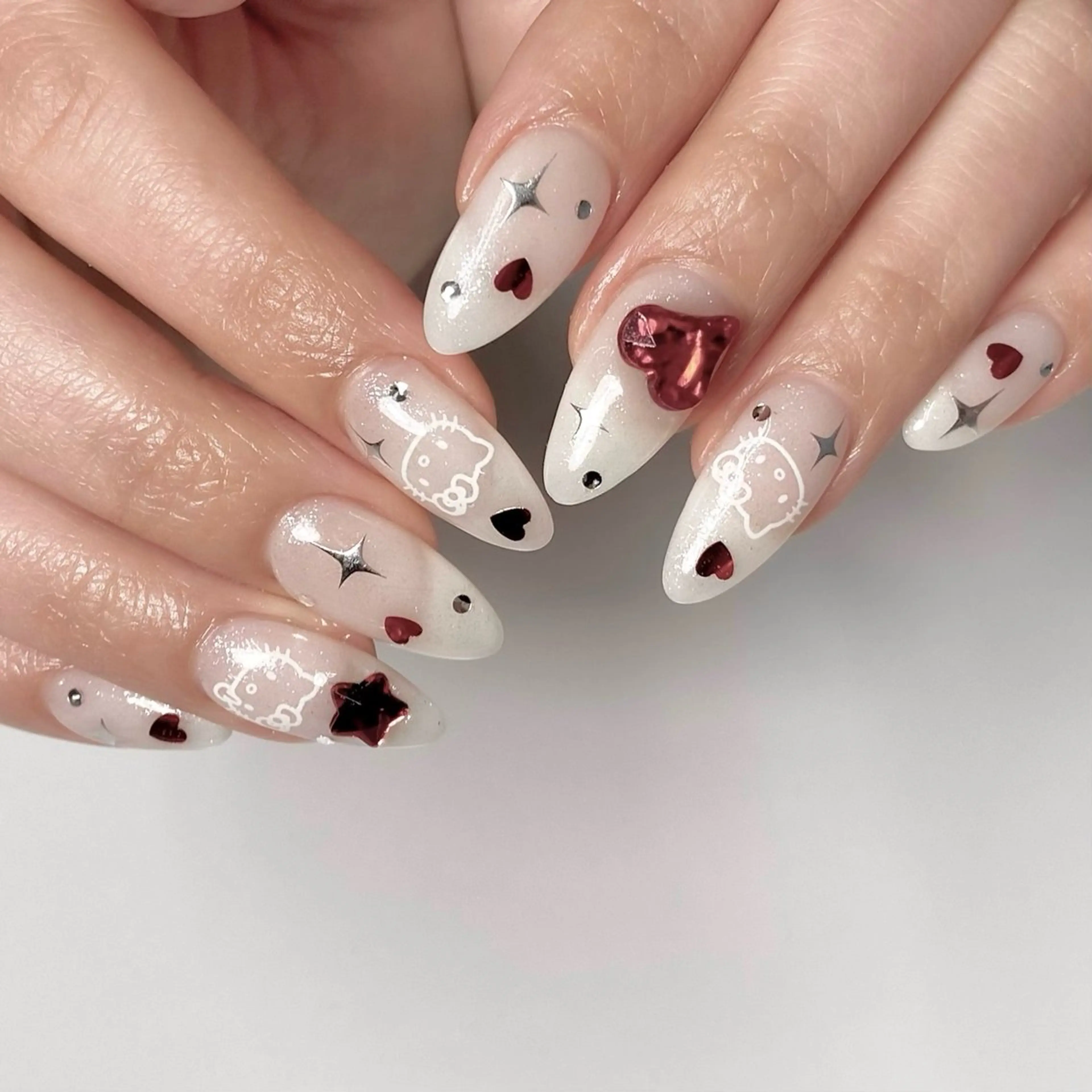 ネイル enu所属・mana 🎀のネイルデザイン