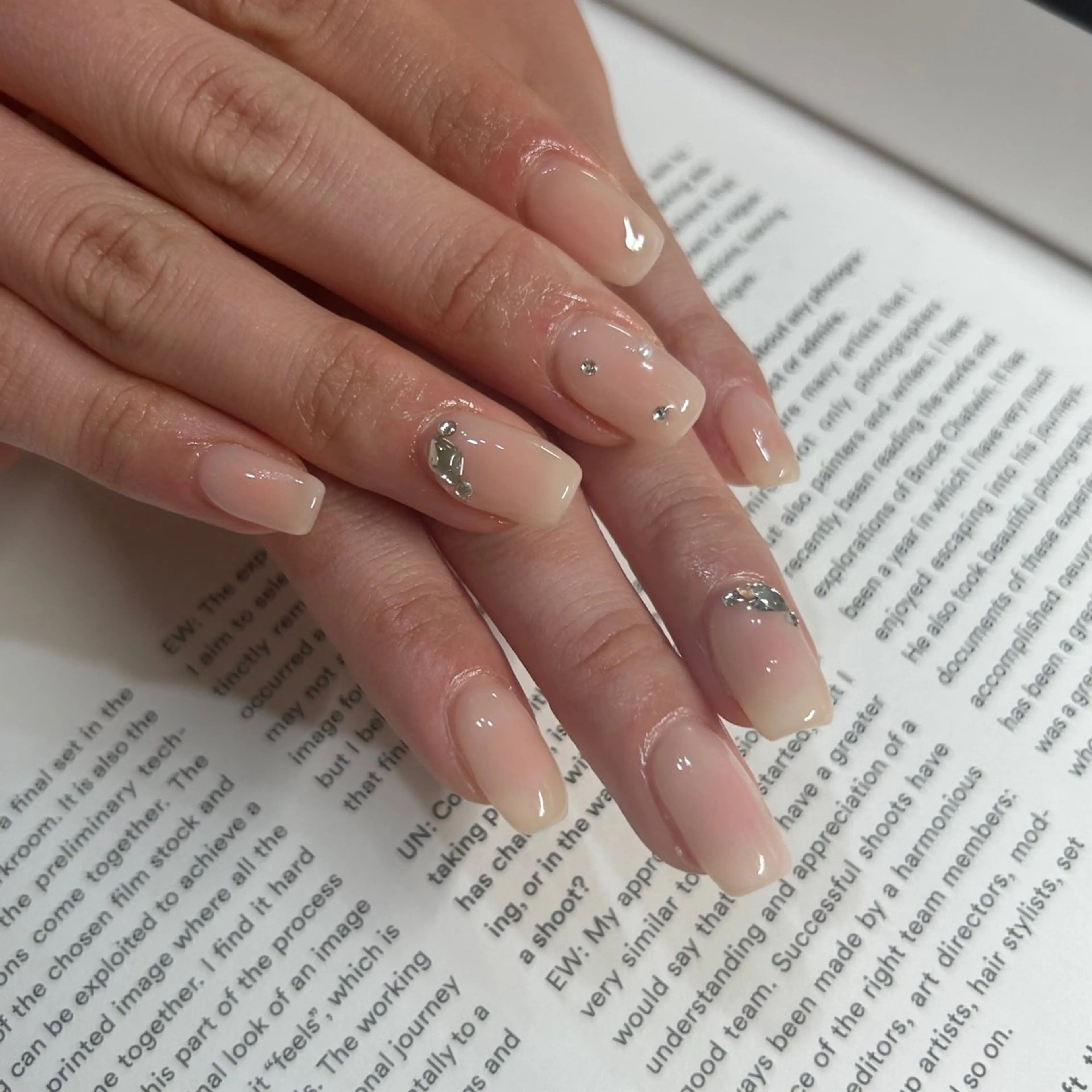 ネイル ブルー フットネイル ジェルネイル キラキラネイル 韓国ネイル RooM -produce by maynail-所属・RooM -mizuki-のネイルデザイン