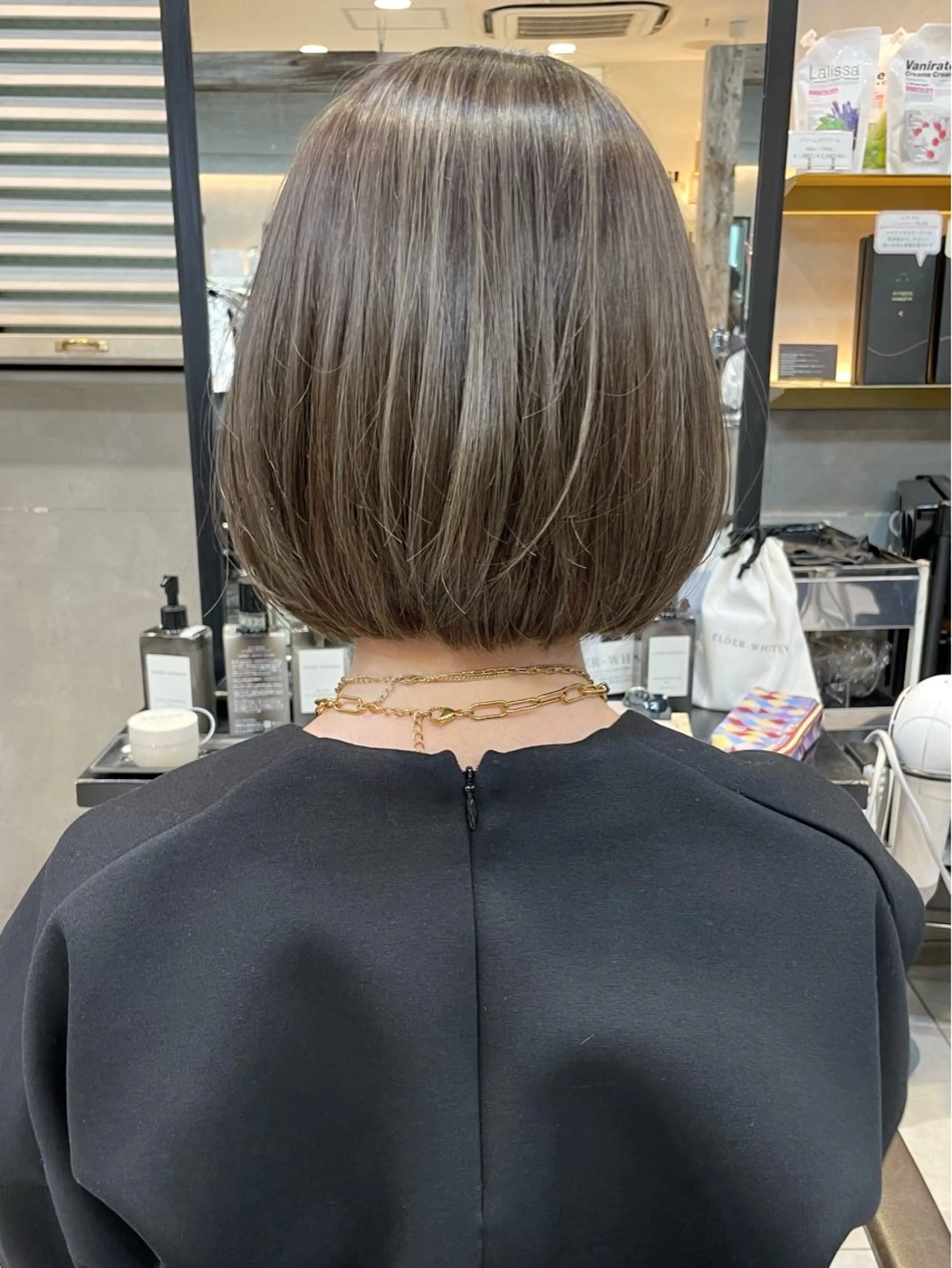 ミディアム ハイライト ボブ/デザインカラー /表参道/新井美有紀のヘアスタイル