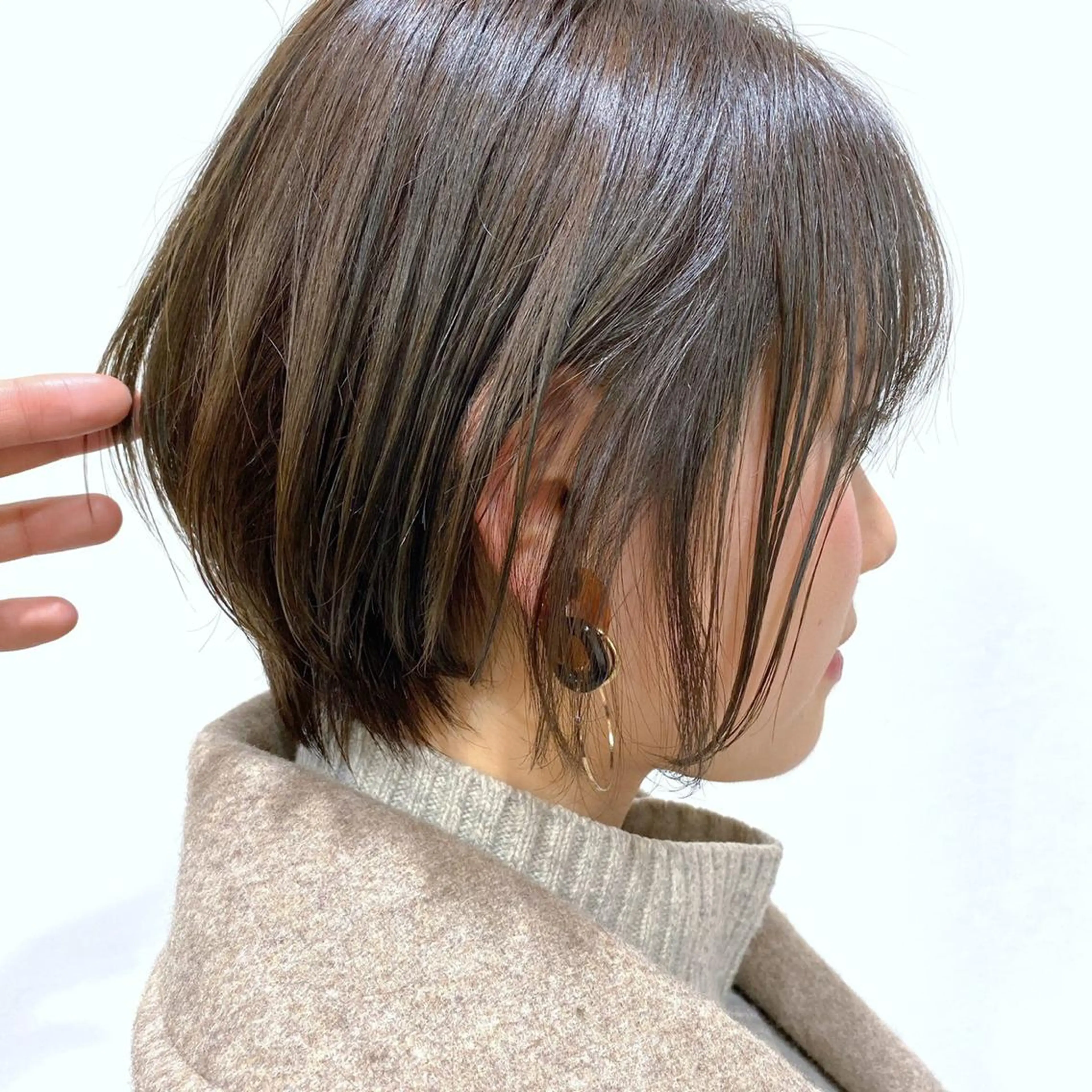 ショート カラー グランジヘア 無造作ヘアHYUGAのヘアスタイル