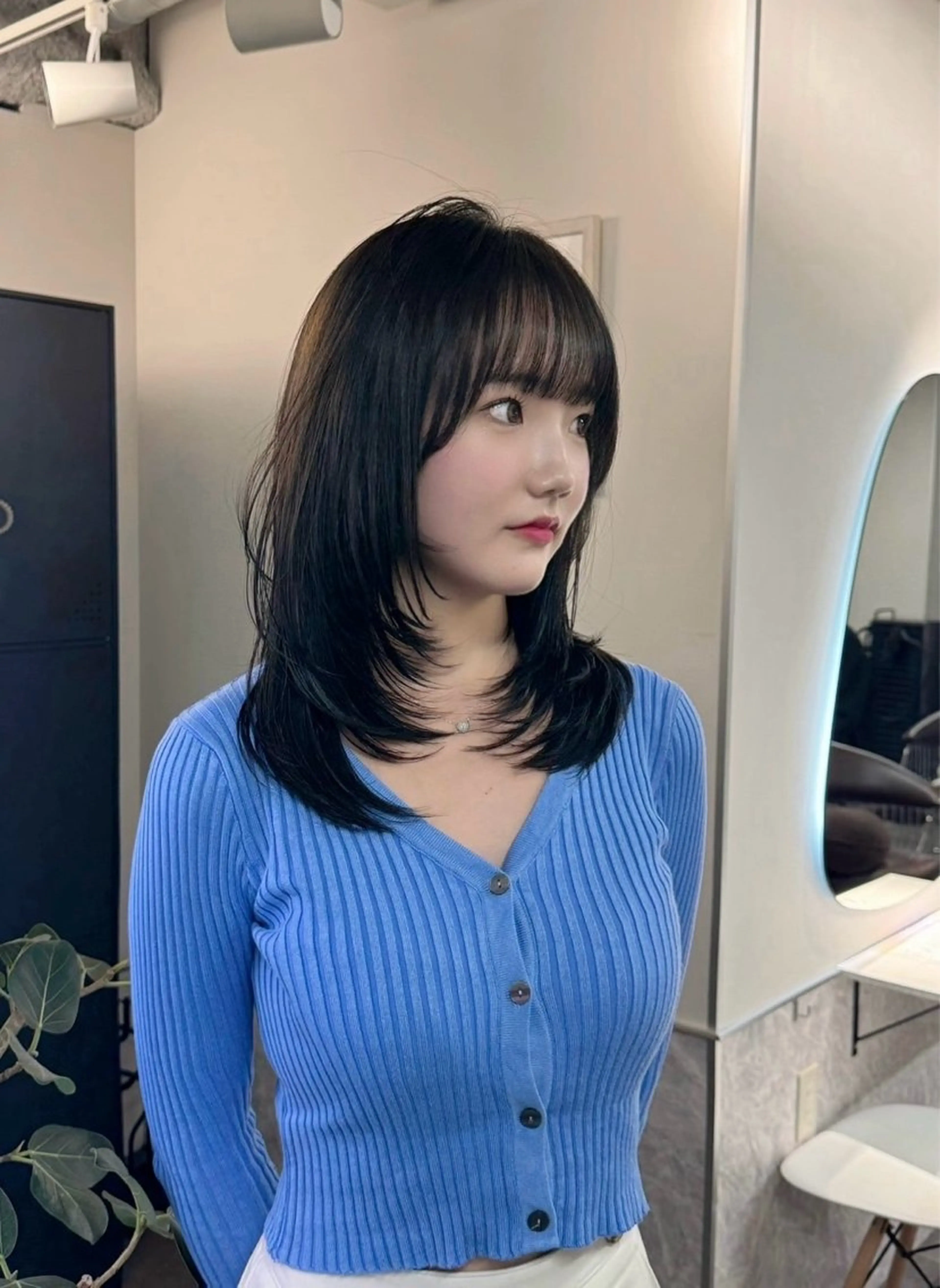 セミロング カラー レイヤーカット カット ヘアカラー 透明感カラー🫧/ ゆうなのヘアスタイル