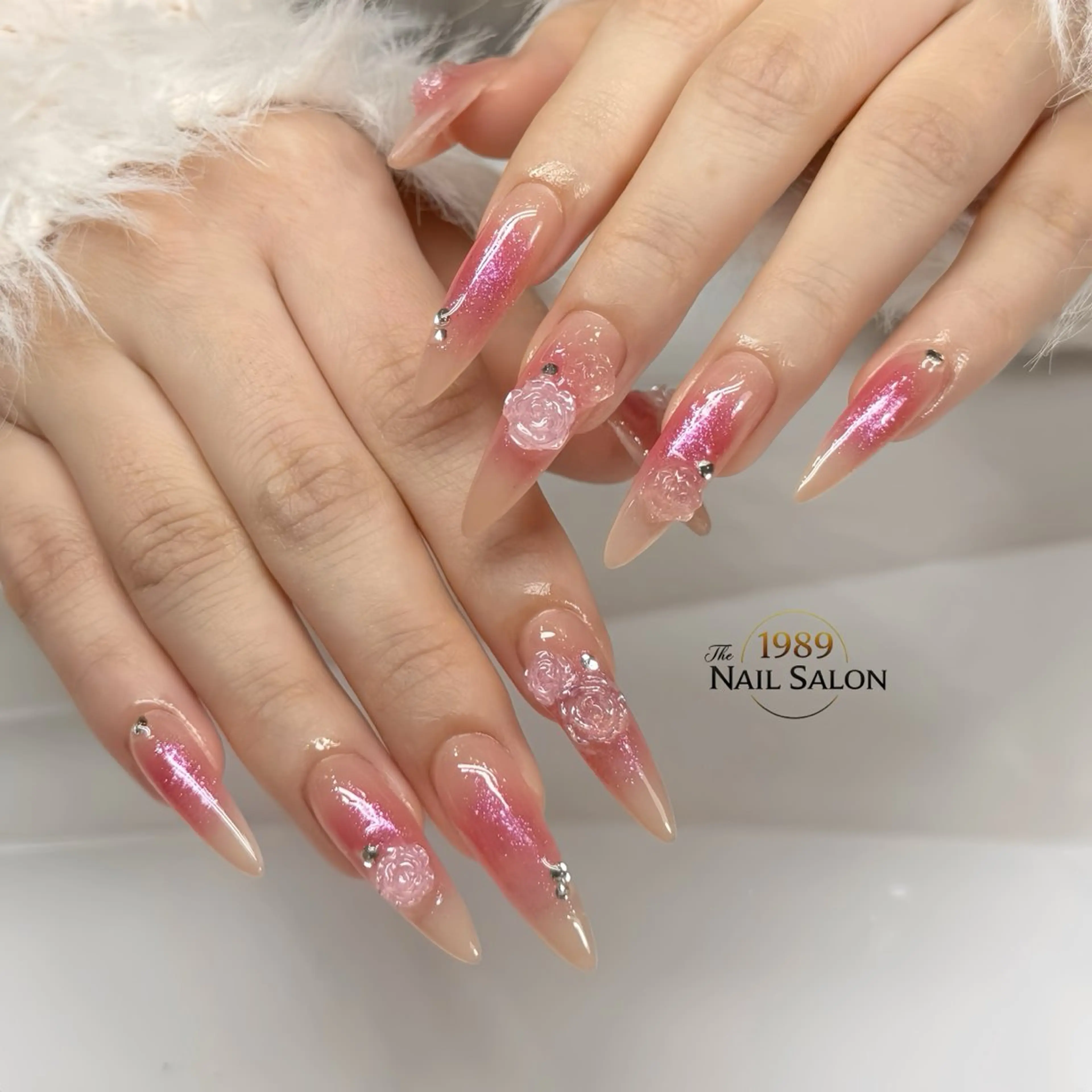 ネイル ハンドネイル The 1989 Nail Salonのネイルデザイン