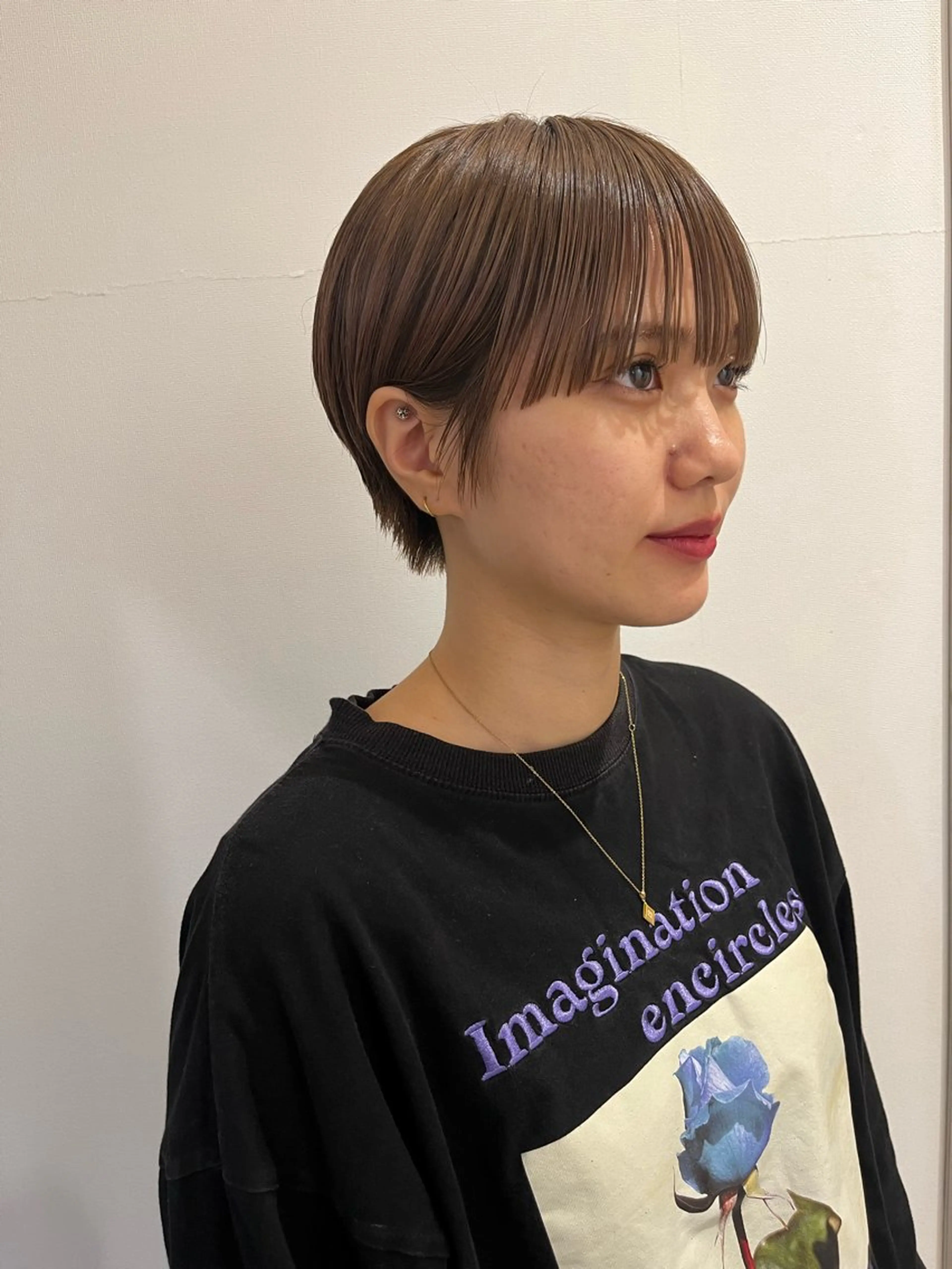 ショート カラー ショート/ボブ/透明 感カラー/高橋あみのヘアスタイル