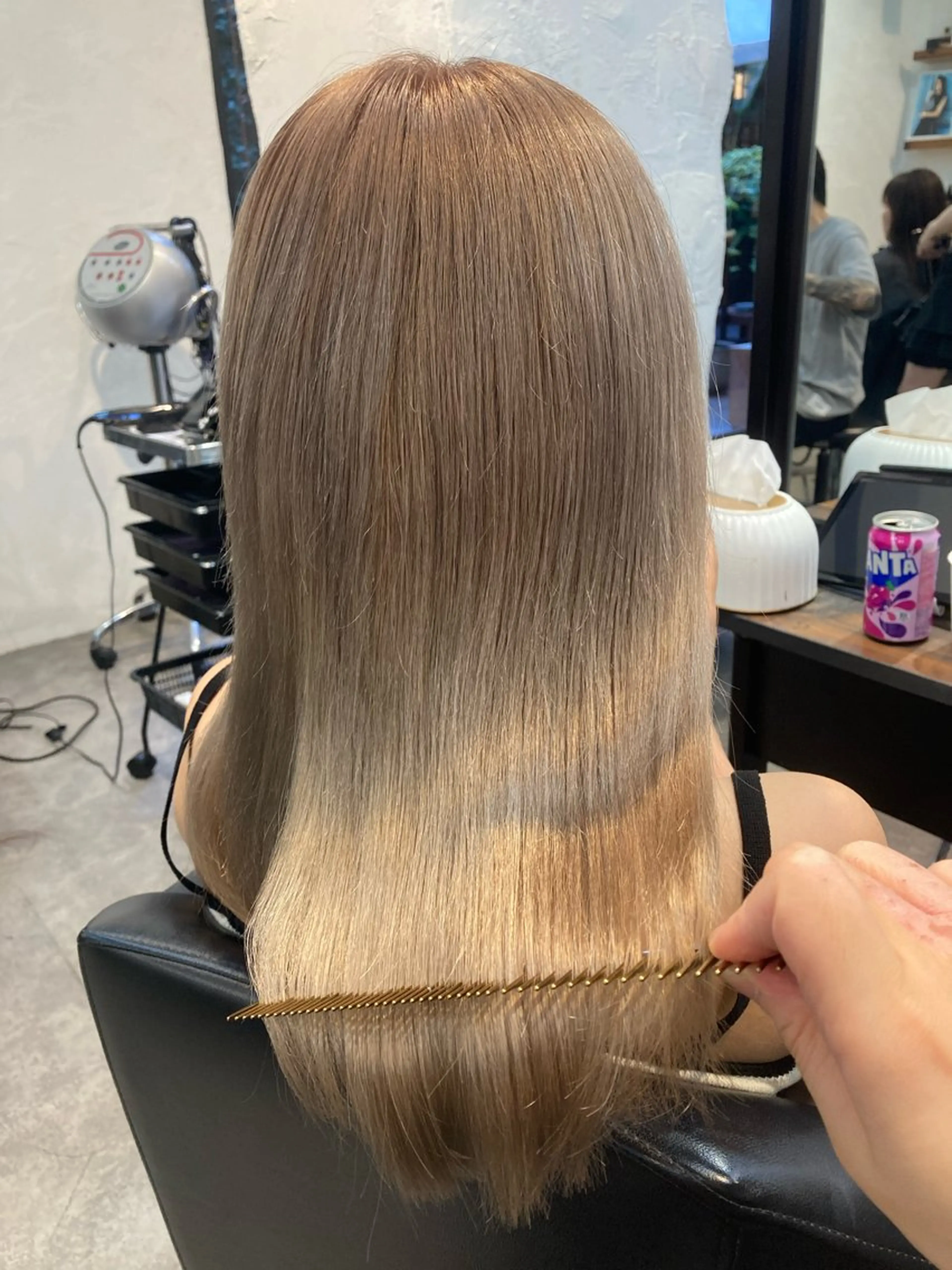 ミディアム カラー ヘアカラー ✨最安値✨エクステ カラー🌼つきな🌼のヘアスタイル