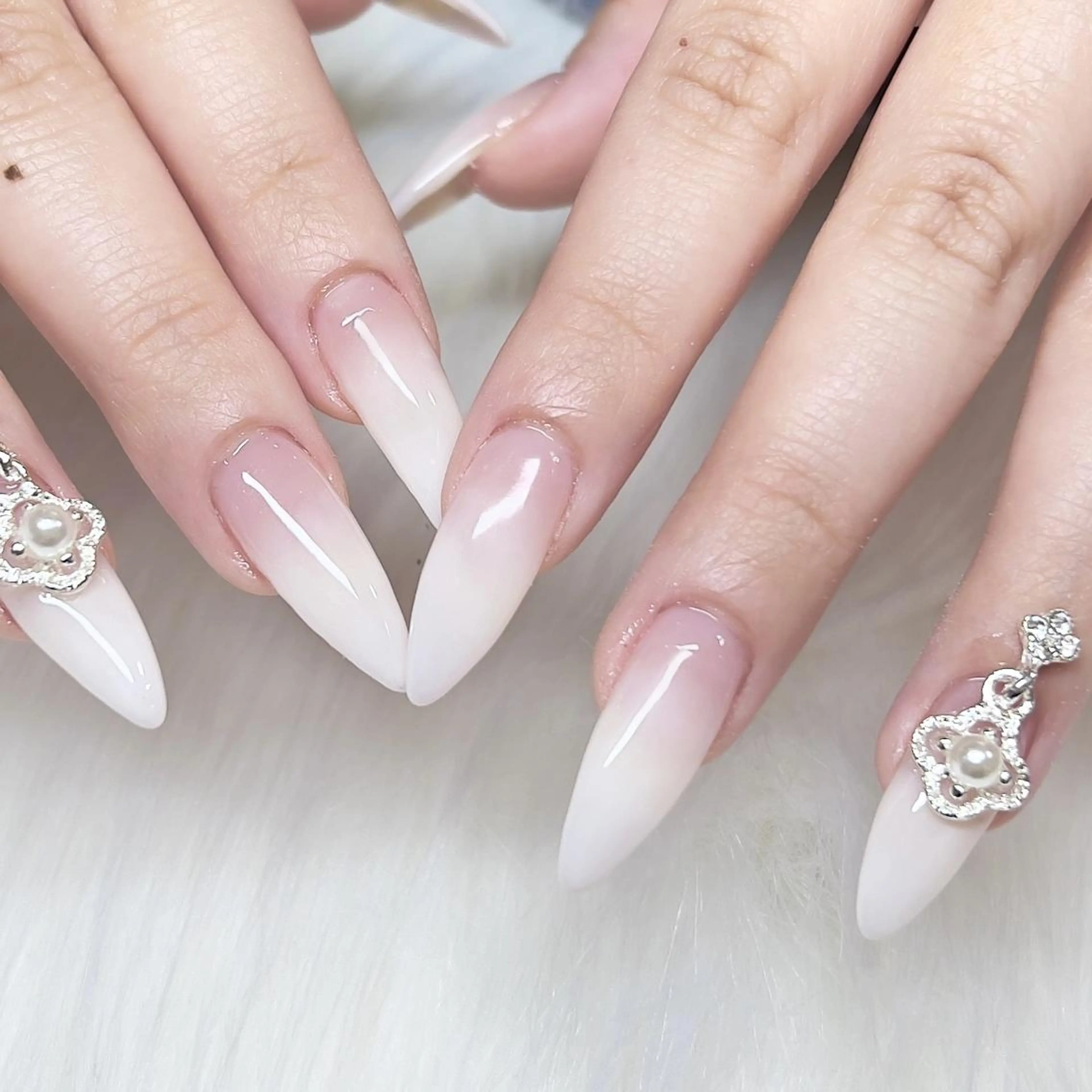 オフある方《スカルプ》ベイビーブーマ 有料パーツ付き 平日¥14000/土日祝¥14500の写真