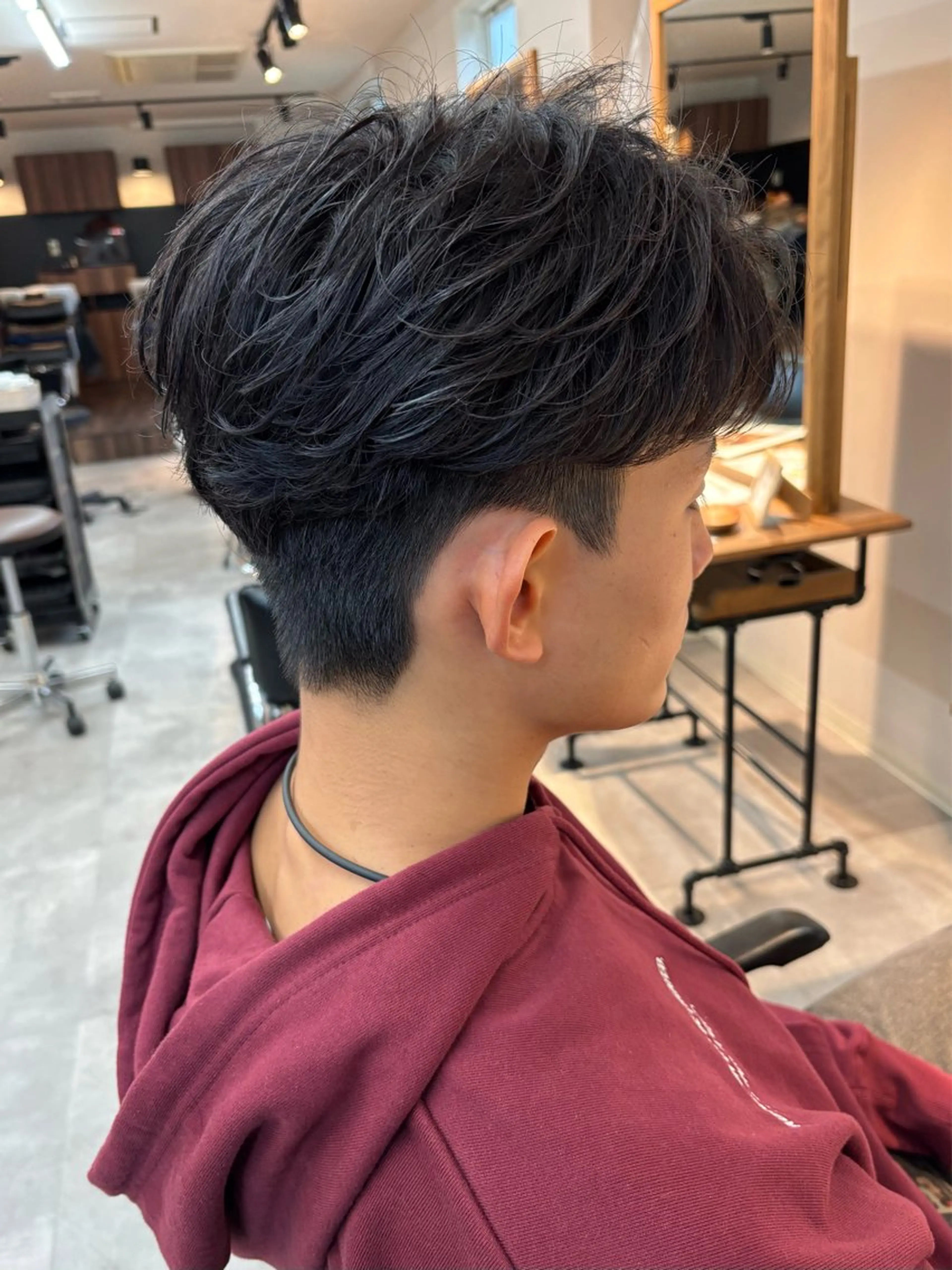 パーマ メンズ フェザーパーマ メンズパーマ カット パーマ フェザーパーマ/韓国 /メンズカット保立のヘアスタイル