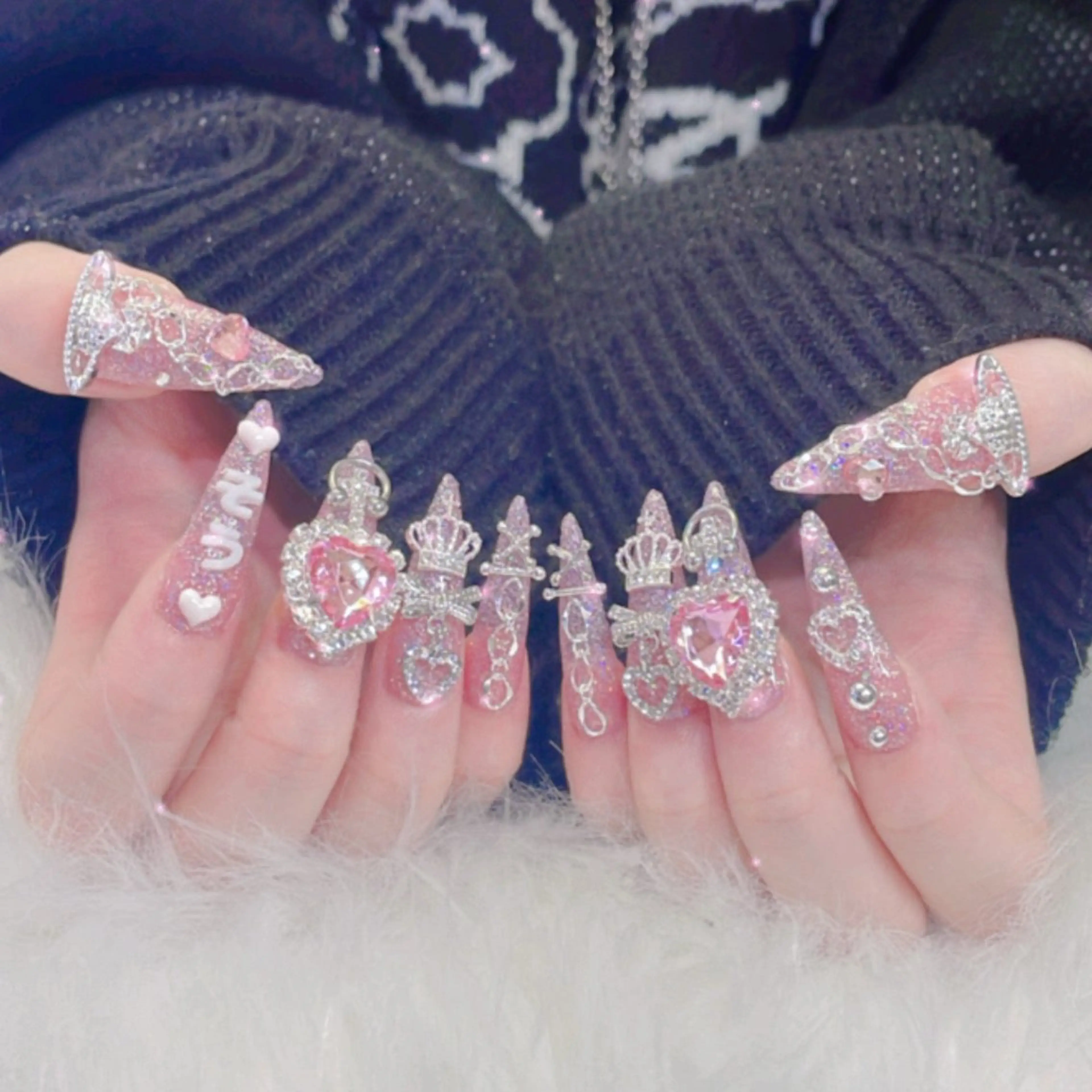 ネイル 成人式 ロングネイル マグネットネイル 大理石ネイル(マーブル) リボン ハンドネイル MoMoA Nail ネイル長さ出し専門店のネイルデザイン