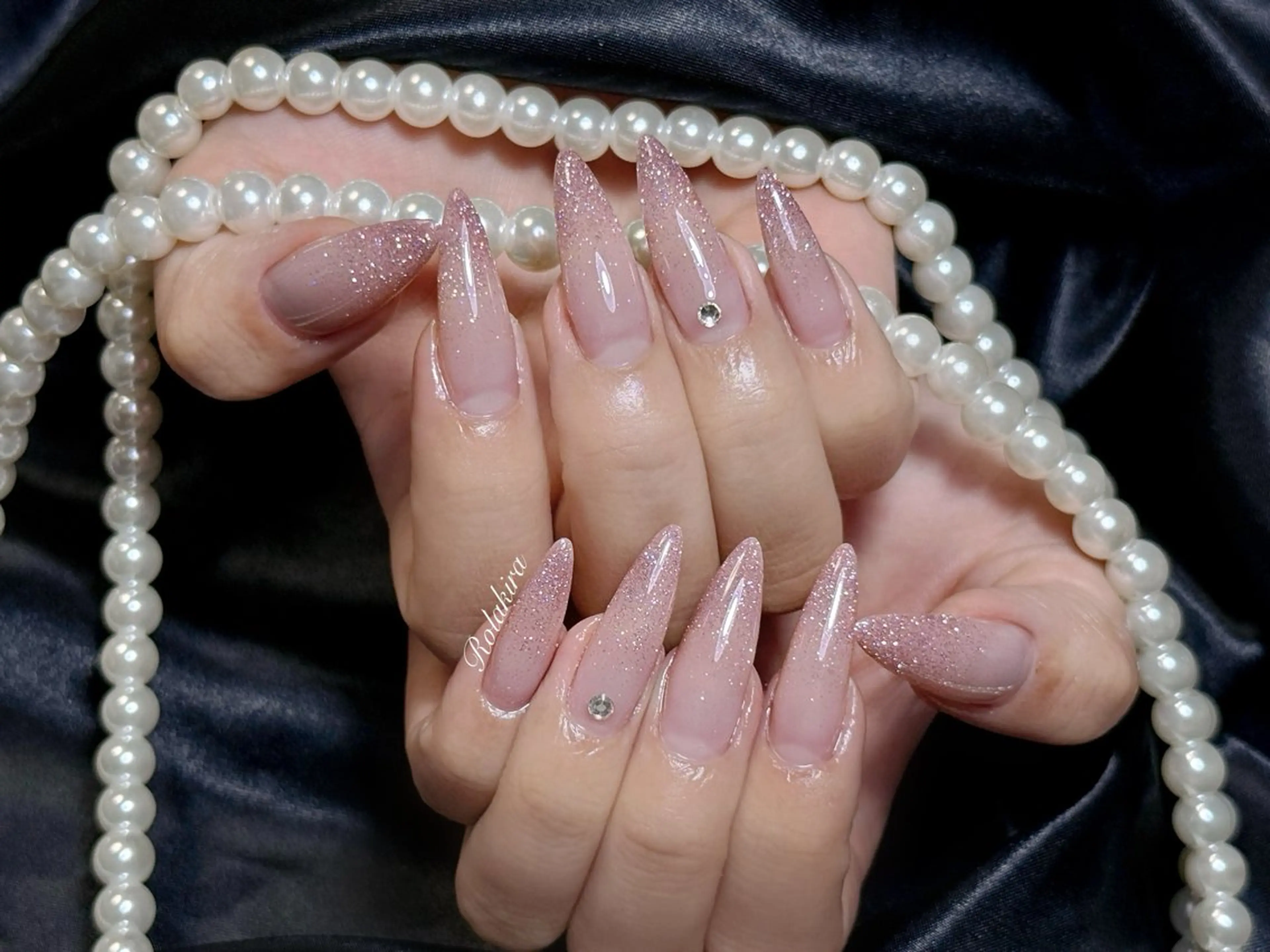 ネイル チークネイル 長さ出し フレンチネイル ジェルネイル 韓国ネイル ハンドネイル Rola kira nail salon所属・Rola kira 麗のネイルデザイン