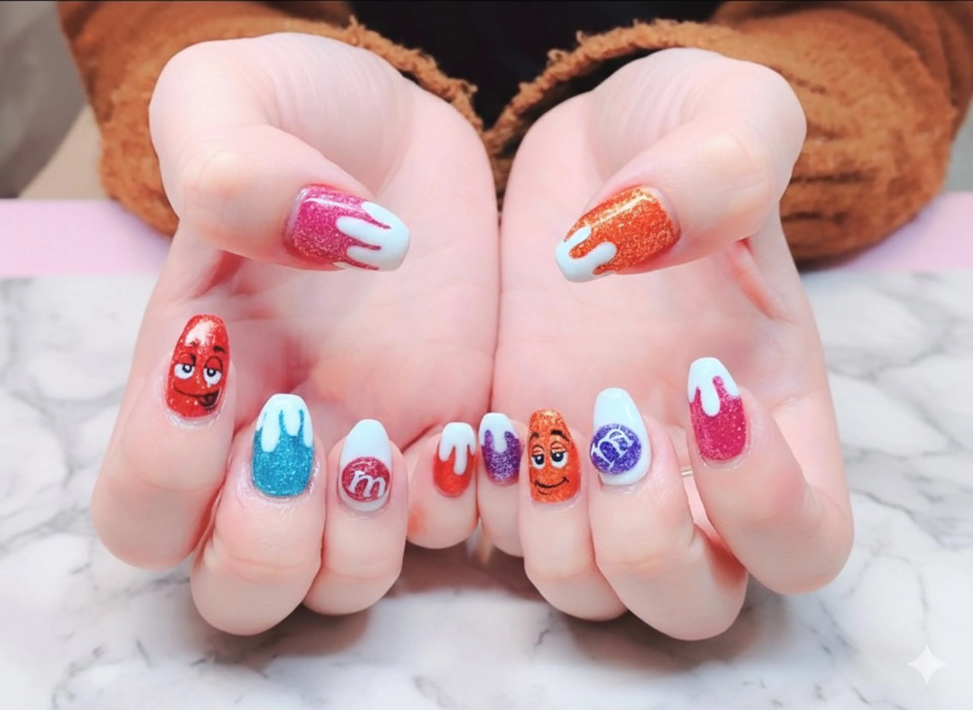 ネイル フレンチネイル ラメ(グリッター) ラメグラデーション マグネットネイル 持ち込み ハンドネイル ティーエヌ 金山駅東口店のネイルデザイン