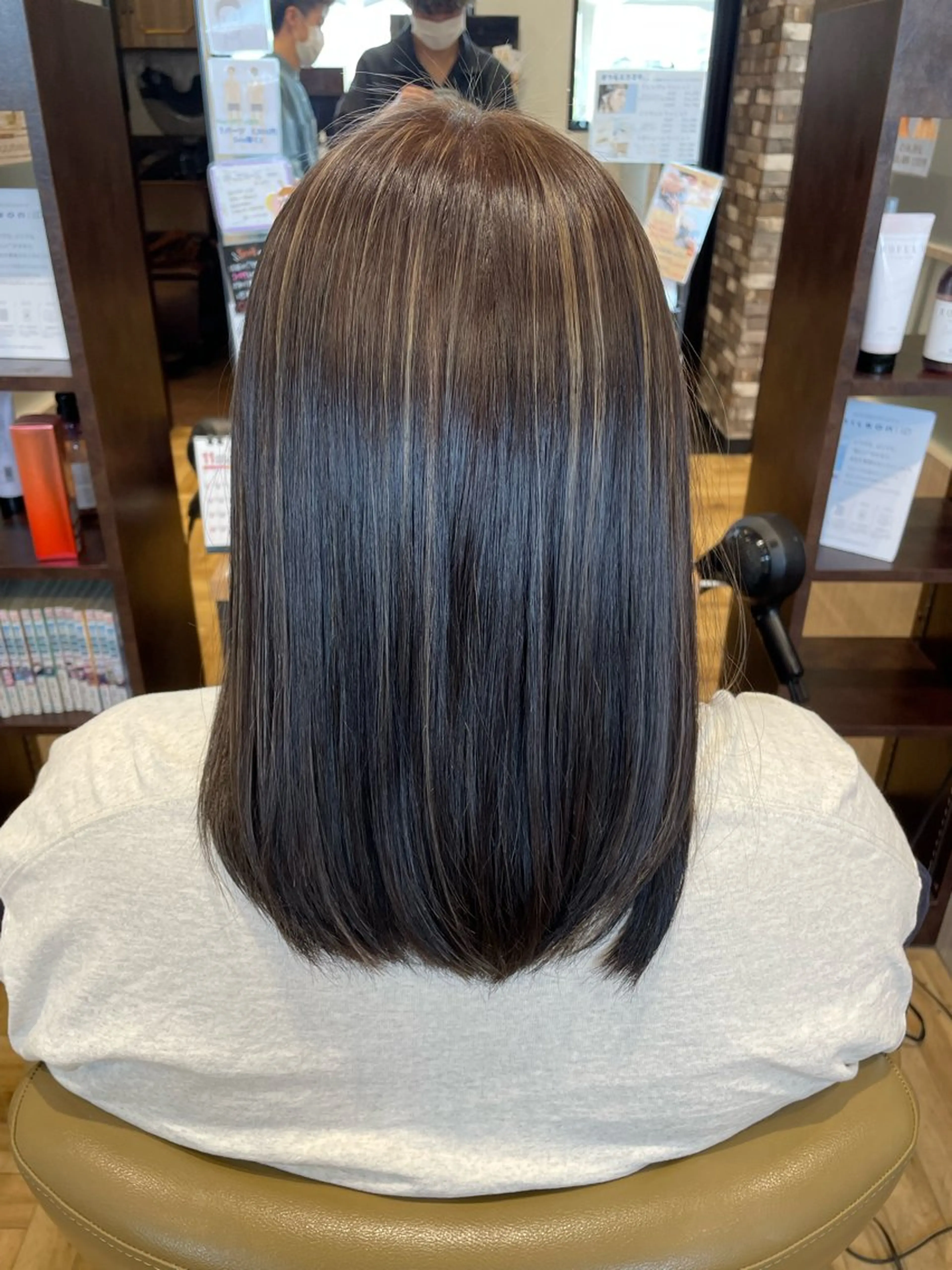 ミディアム カラー 小島 陽成のヘアスタイル