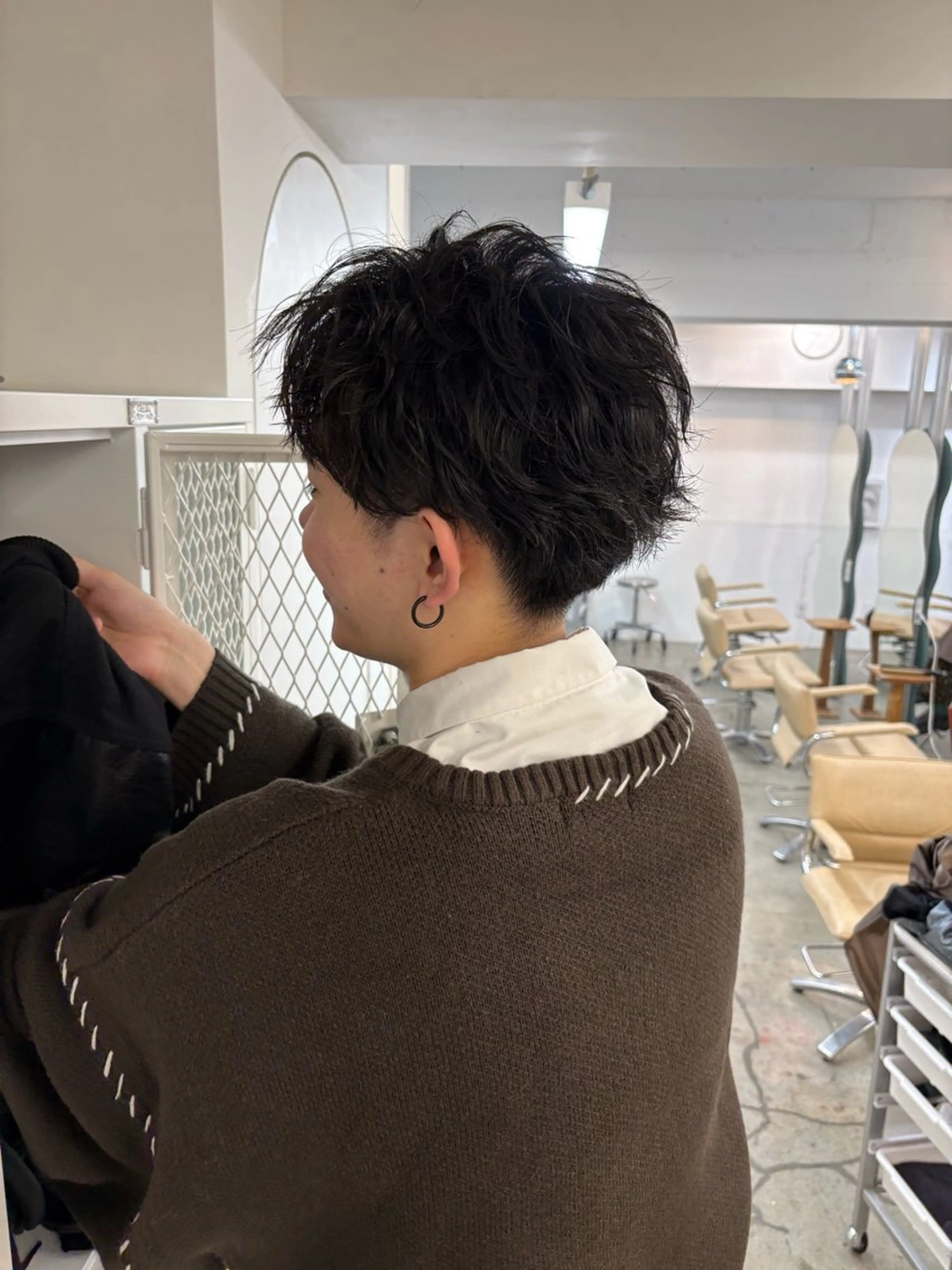 パーマ メンズ マッシュ メンズパーマ ツイストスパイラルパーマ 刈り上げ スパイラルパーマ カット メンズハイトーン特化 てるぼうのヘアスタイル