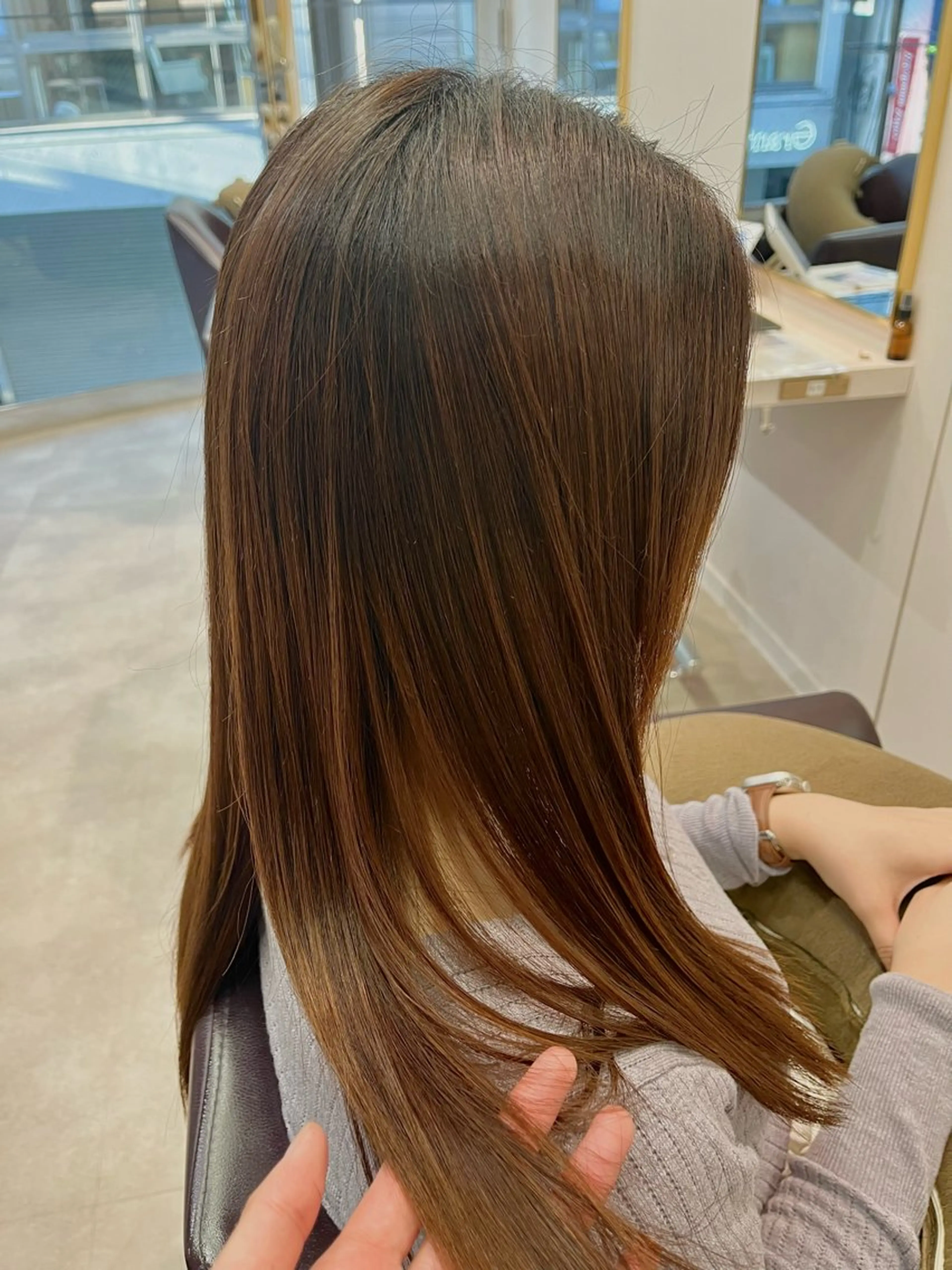 ロング mEg hair creation 新川崎所属・カラー/塚原里沙 川崎のヘアスタイル