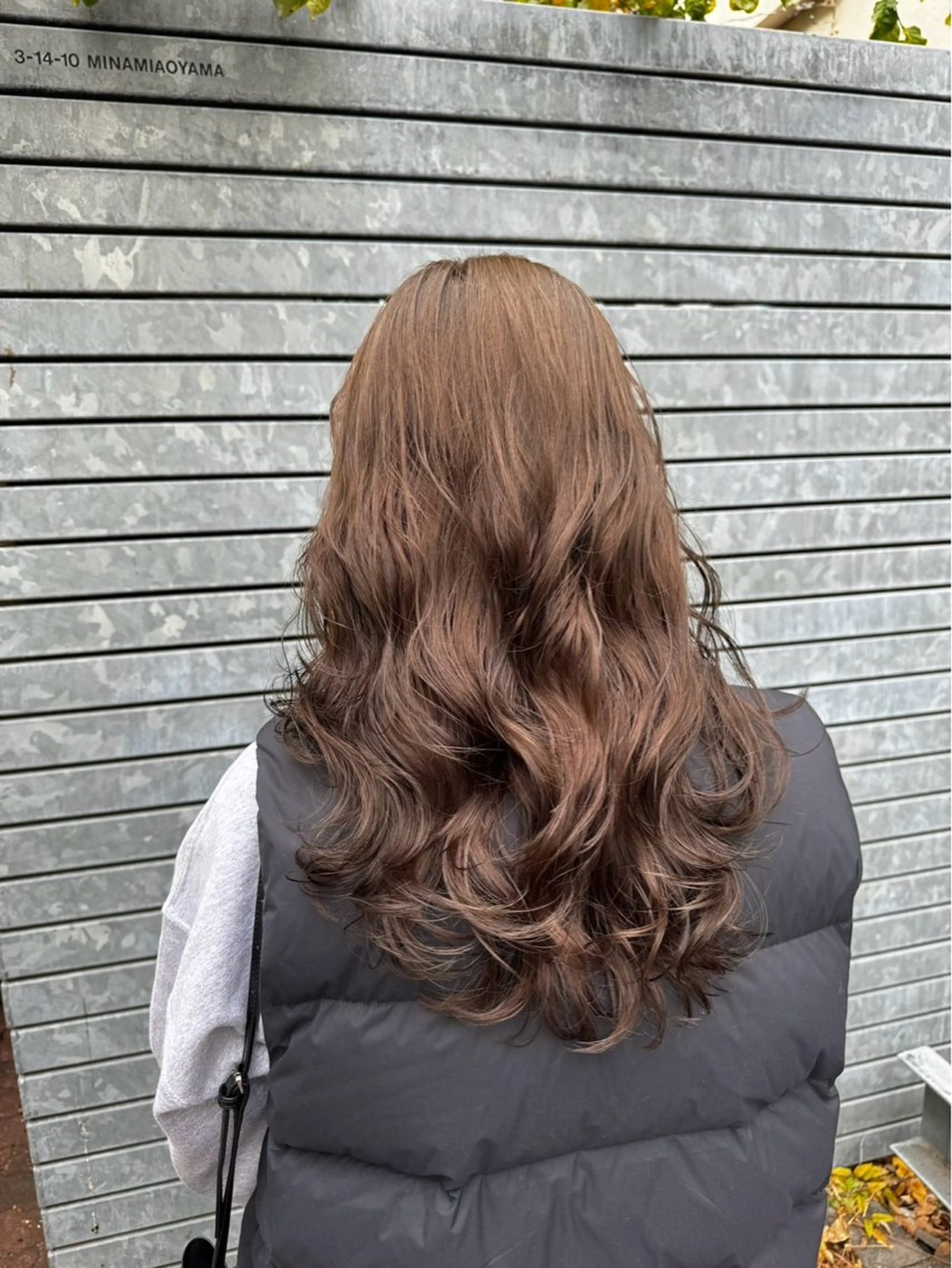 🍀年内終了 次回1/13以降🍀セミロング以上限定 80%オフ!【韓国風コテ巻きパーマ】20,790→¥3,970の写真