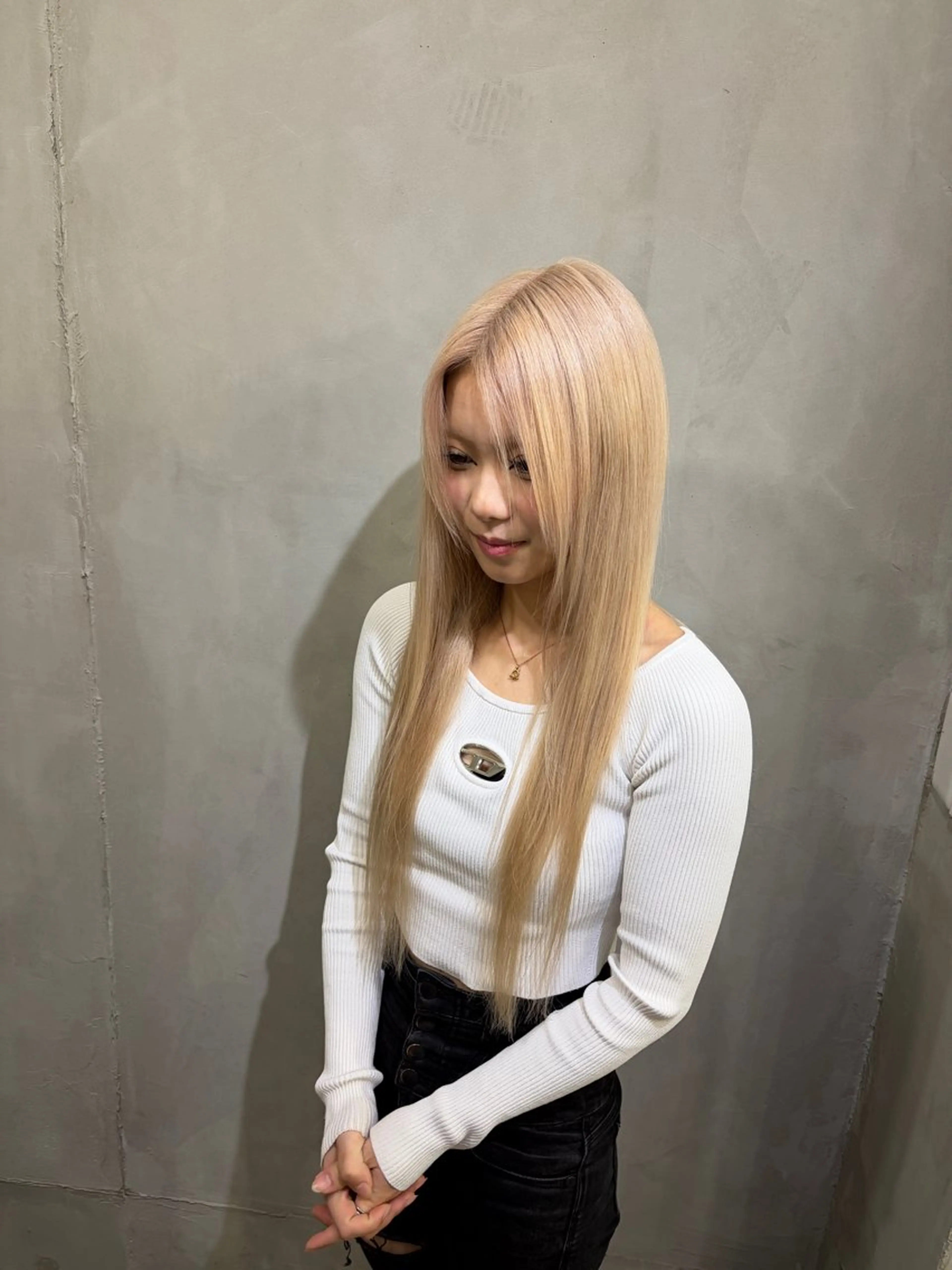 ロング カラー 佐橋 大地のヘアスタイル