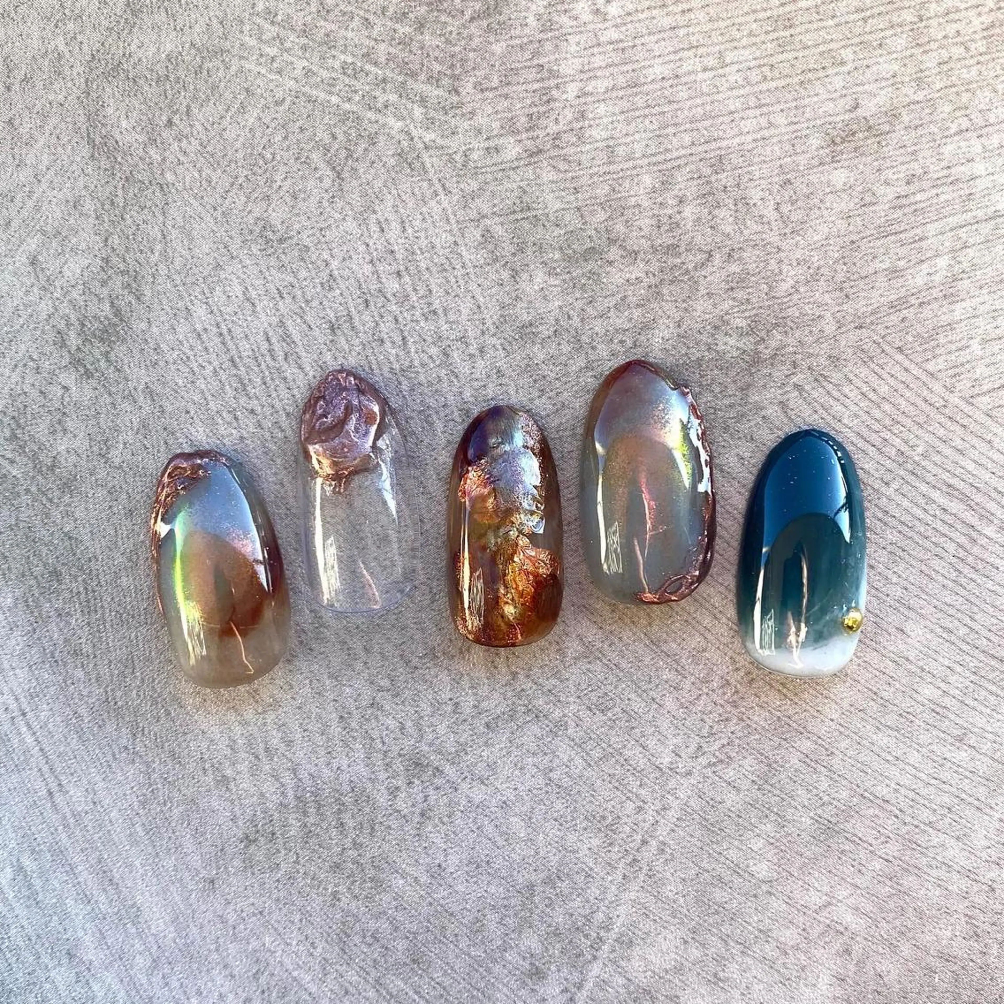 ネイル グラデーション キラキラネイル ayana nails所属・nail salon ayanaのネイルデザイン