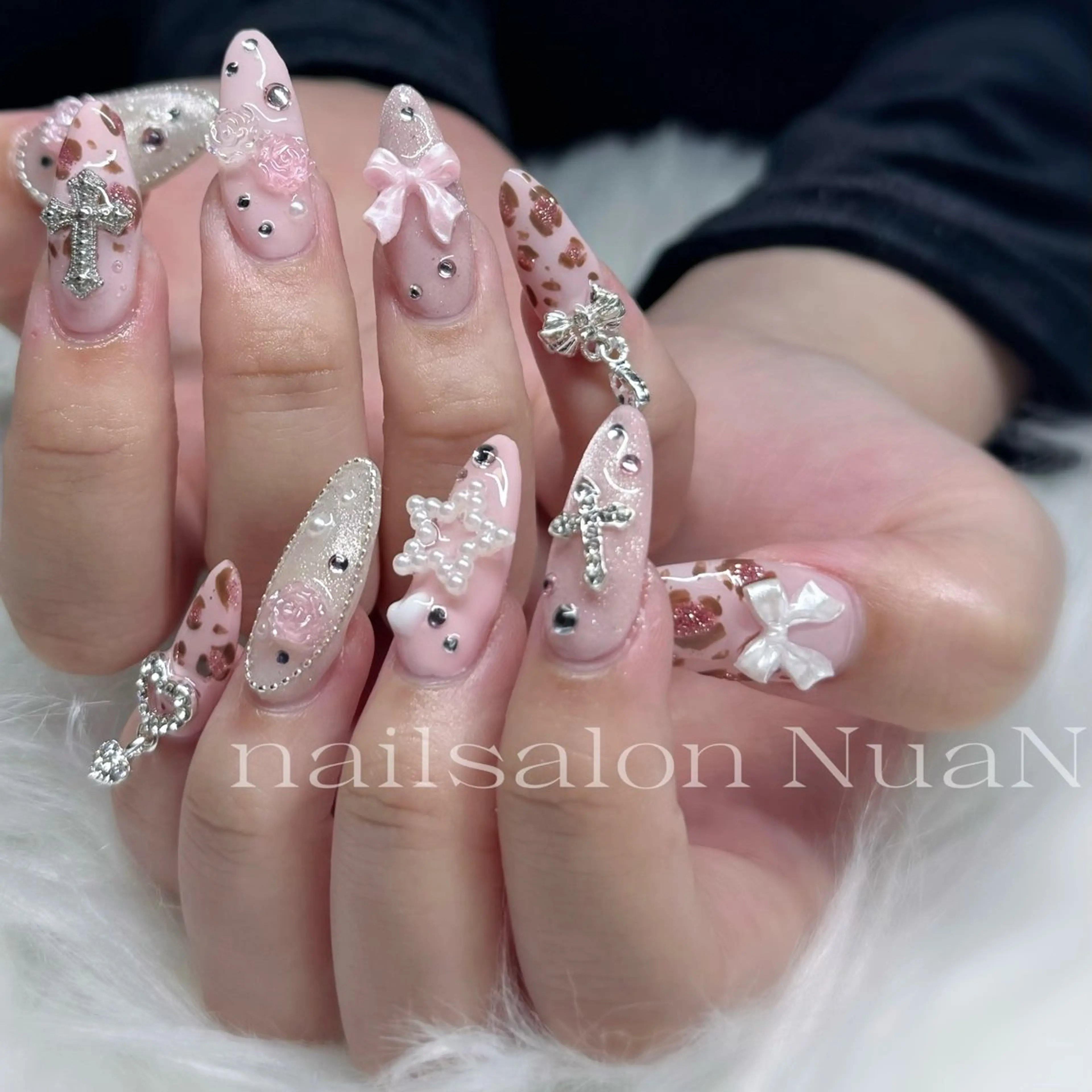 ネイル NuaN 名城線黒川駅徒歩3分のネイルデザイン