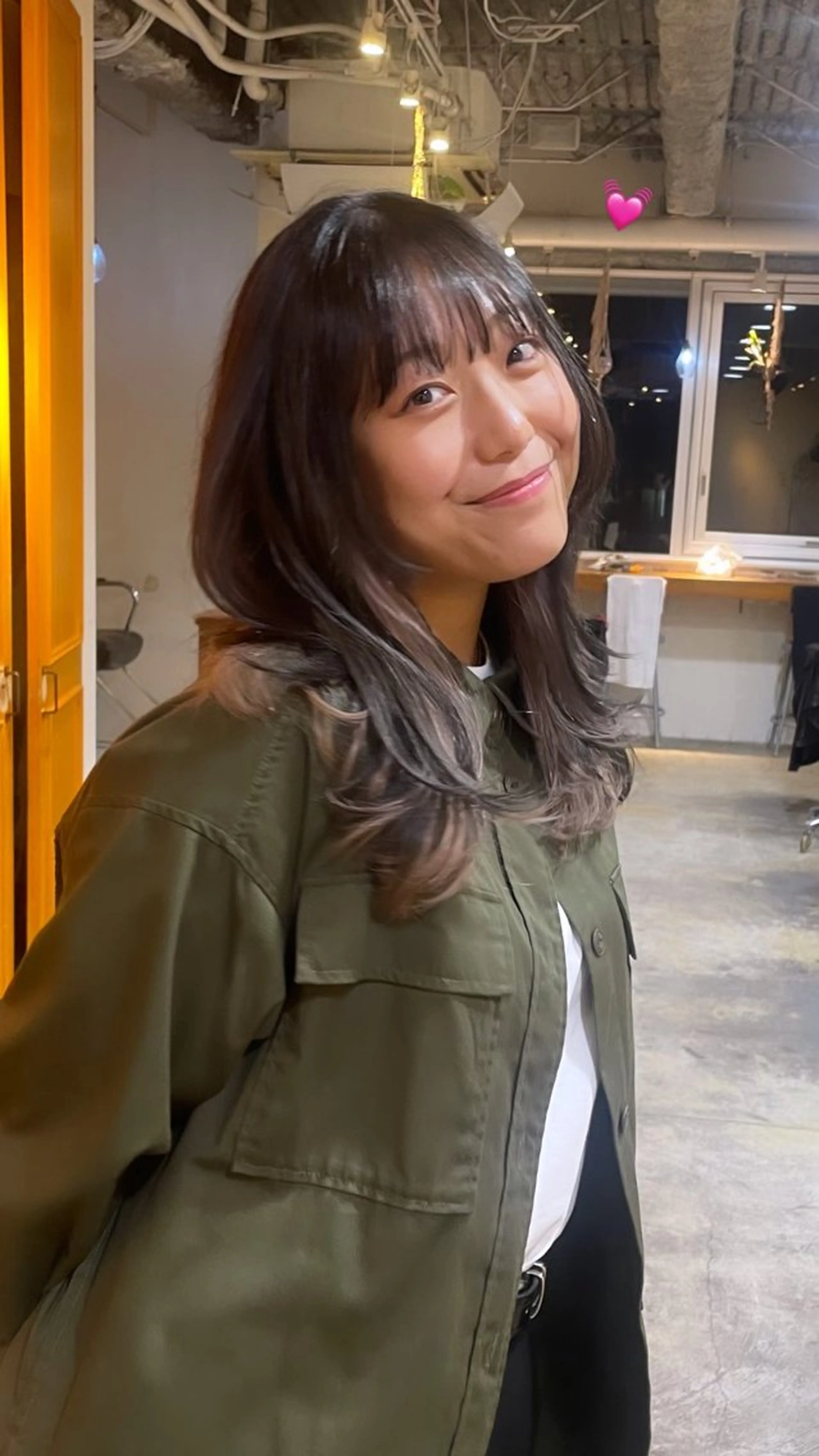 セミロング カラー RIN／韓国ヘア レイヤーカットのヘアスタイル