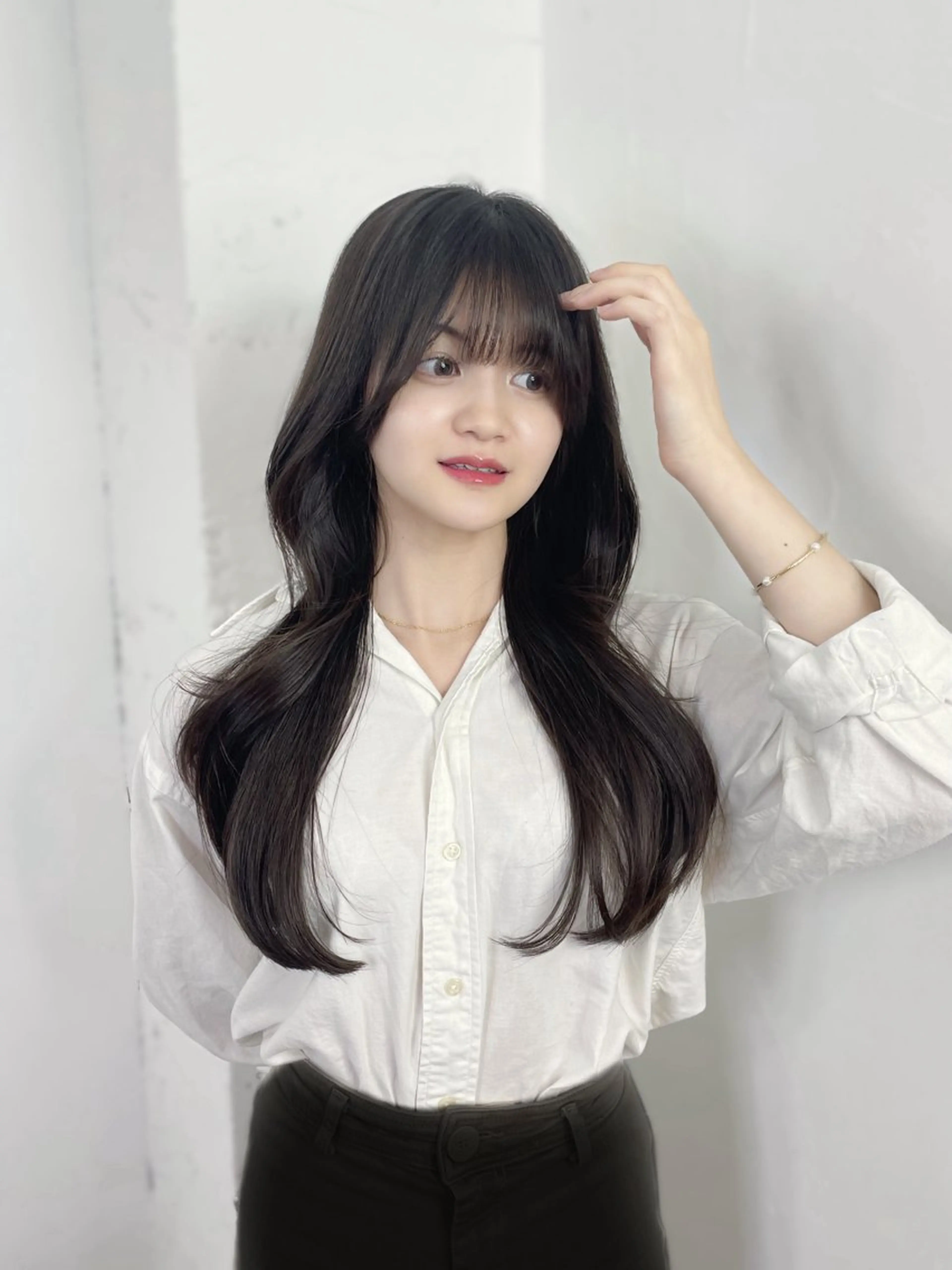 ロング MINAMO 韓国レイヤーのヘアスタイル