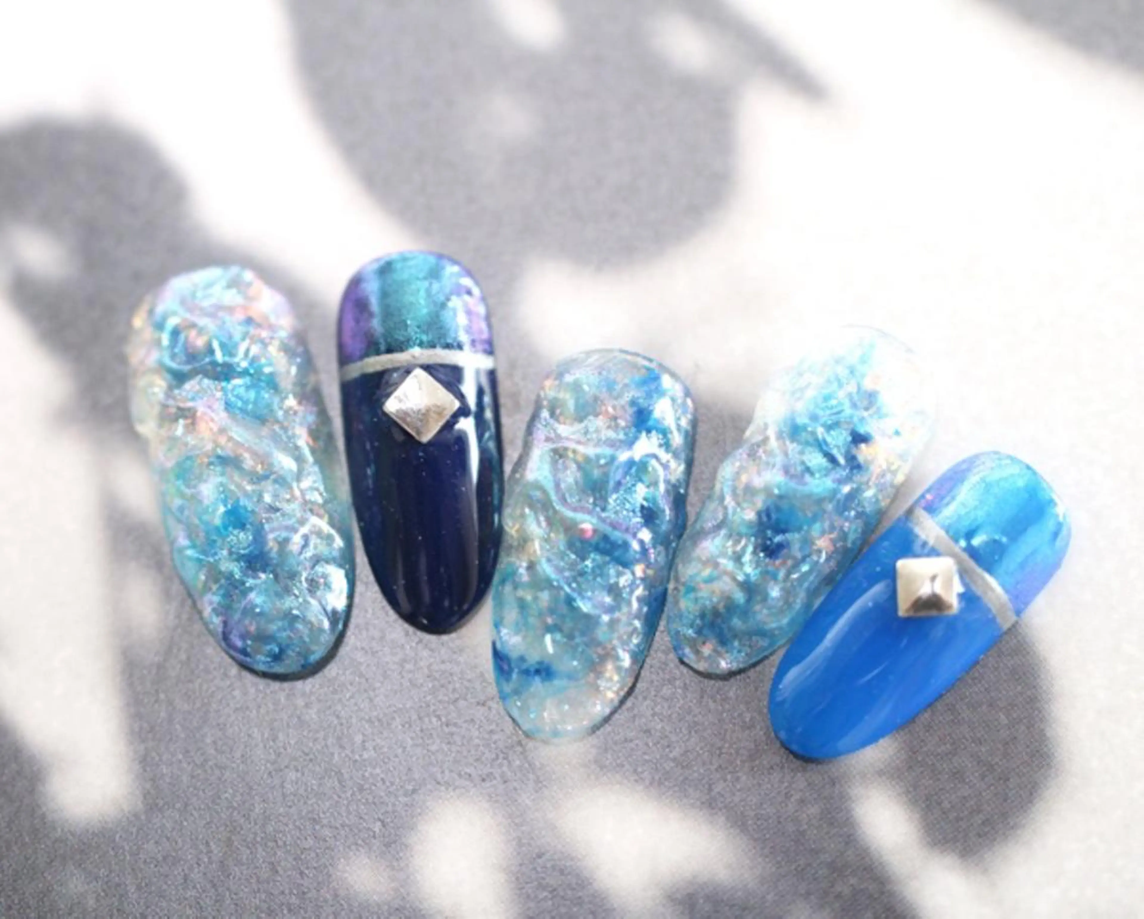 ネイル アートネイル ジェルネイル ママリンド　志村坂上店所属・しみ えんのネイルデザイン